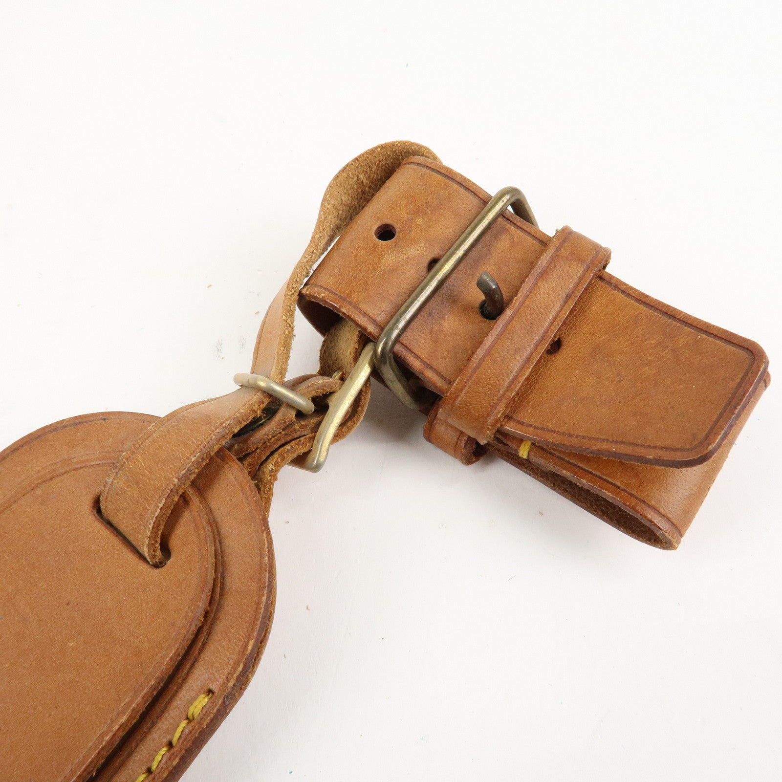 Louis Vuitton Set of 10 Leather Name Tag & Poignet Natural Used