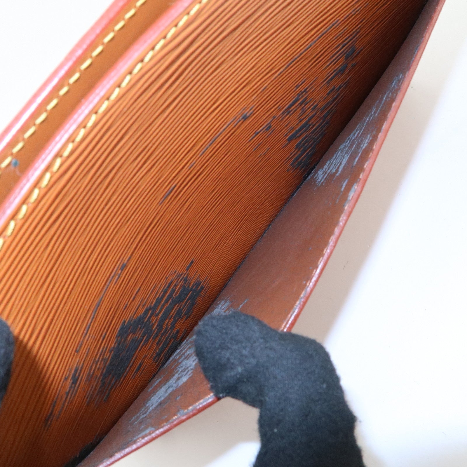 Louis Vuitton Epi Pochette Homme Clutch Bag Zipang Gold M52528 Used