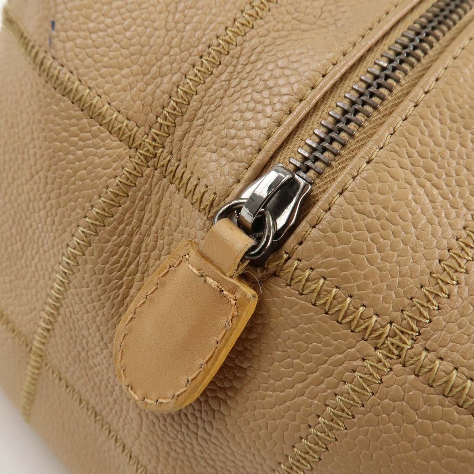 CHANEL Chocolate Bar Caviar Skin Boston Bag Beige A24184 Used