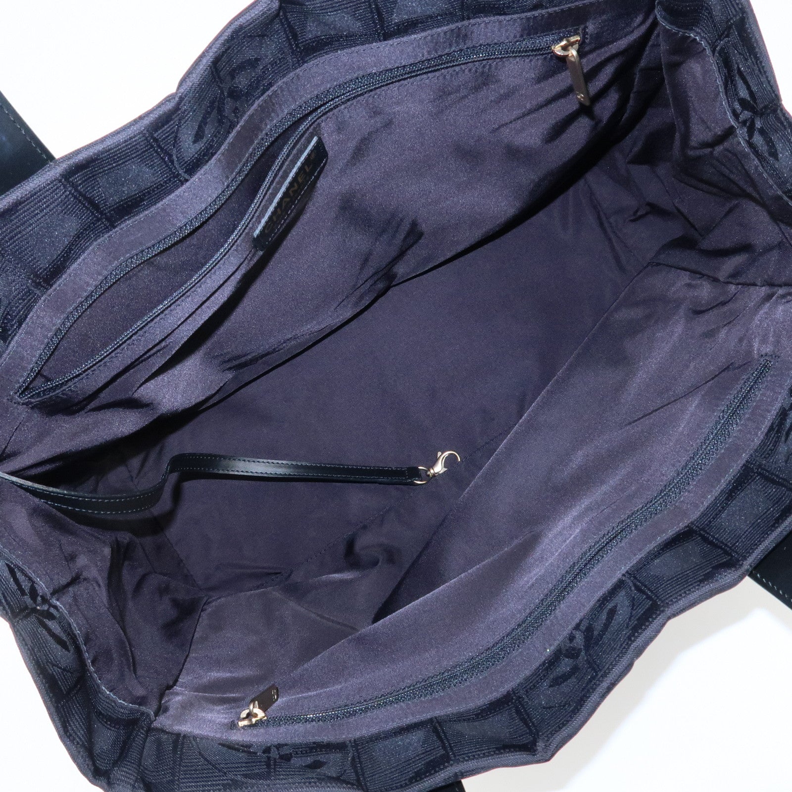 CHANEL New Travel Line Nylon Jacquard Leather Tote Bag MM Black A15991 Used