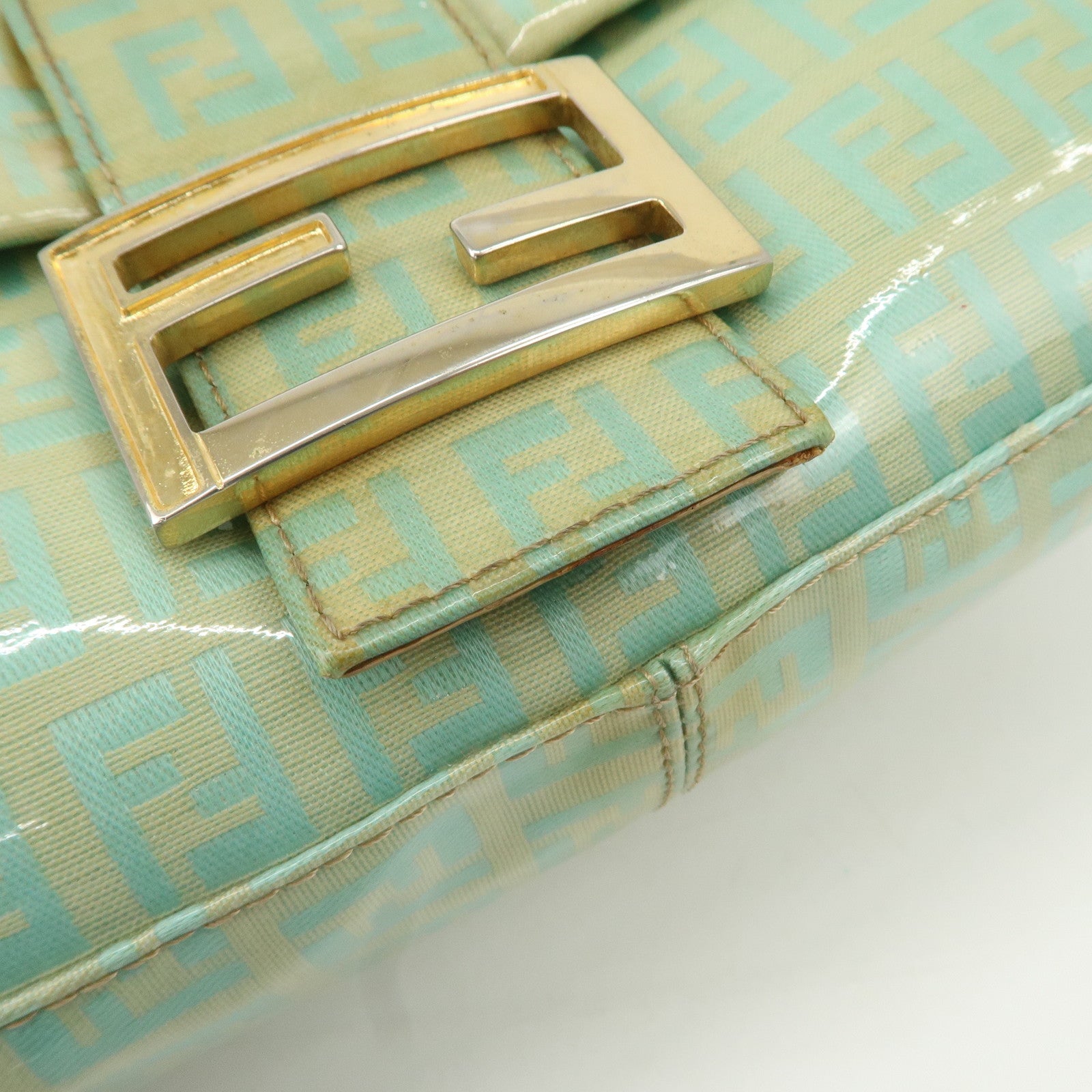 FENDI Zucchino Patent Leather Shoulder bag Beige Light Green Used