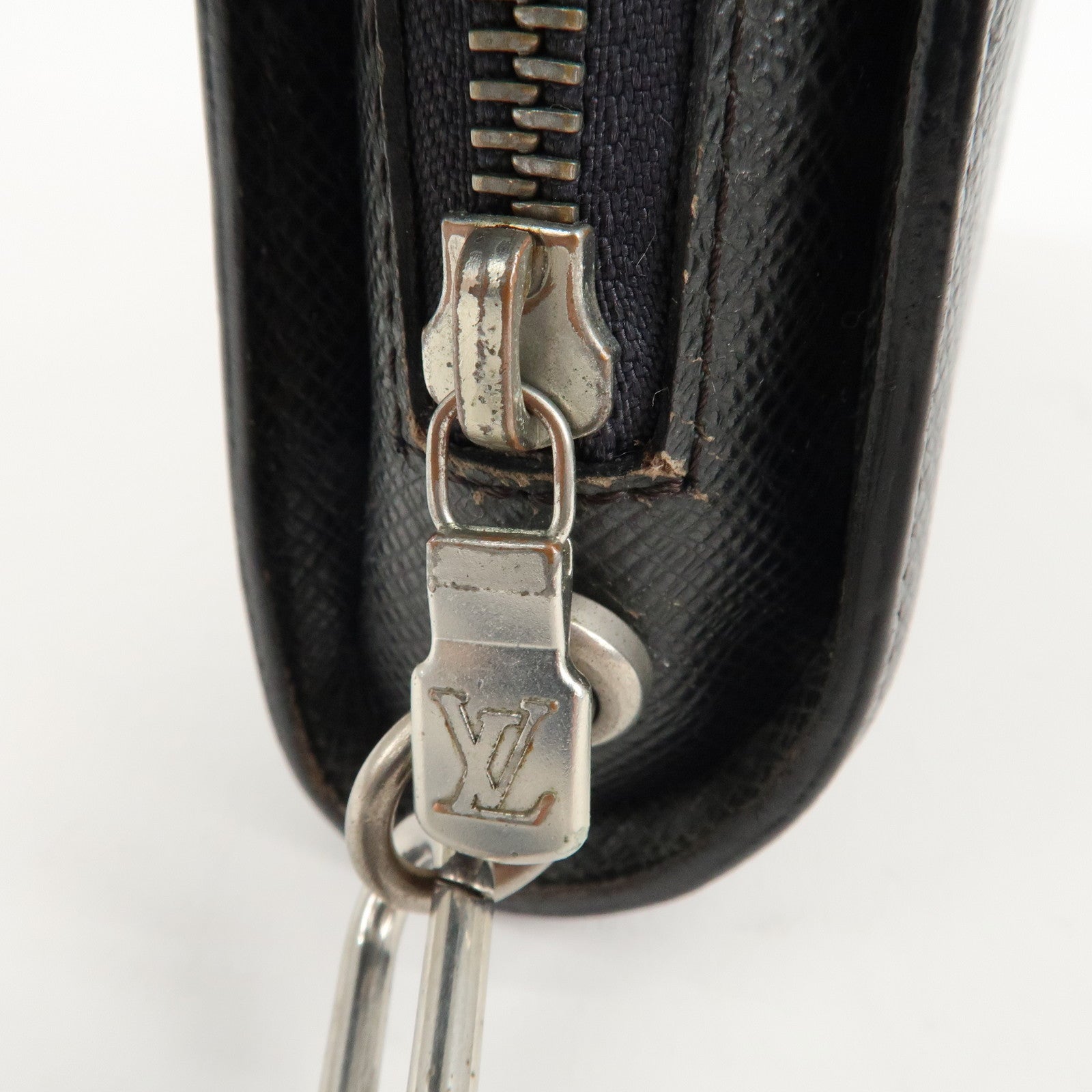 Louis Vuitton Taiga Baikal Clutch Bag Pouch Ardoise M30182 Used