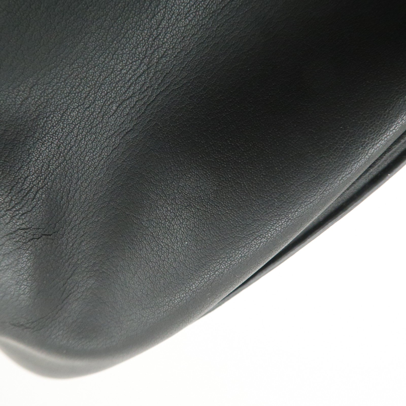 Chloe Leather Eden Tassel Shoulder Bag Black 01-11-62 Used