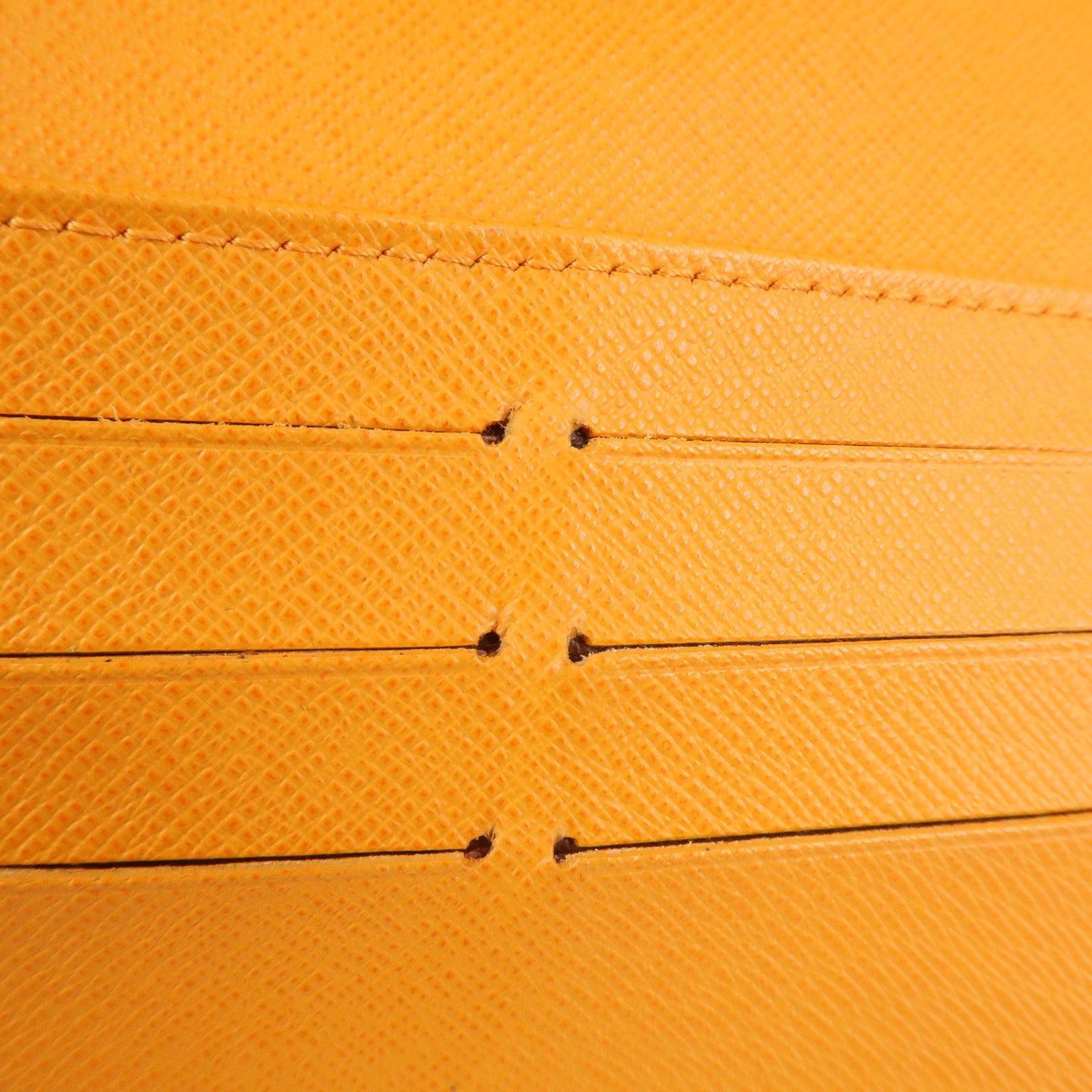 Louis Vuitton Epi Porte Tresor International Mandarin M6338H Used