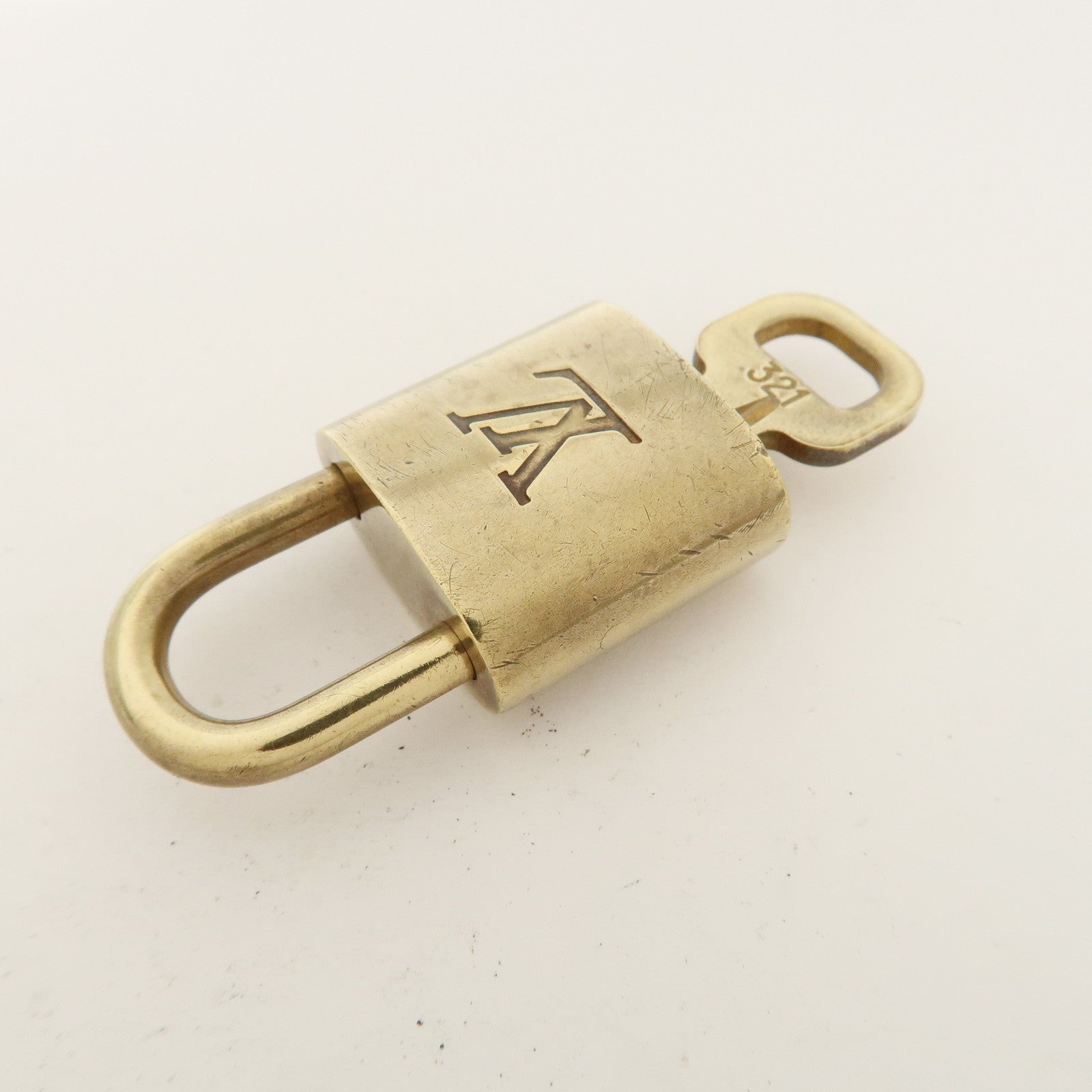 Louis Vuitton Set of 10 Lock & Key Cadena Key Lock Metal Gold Used