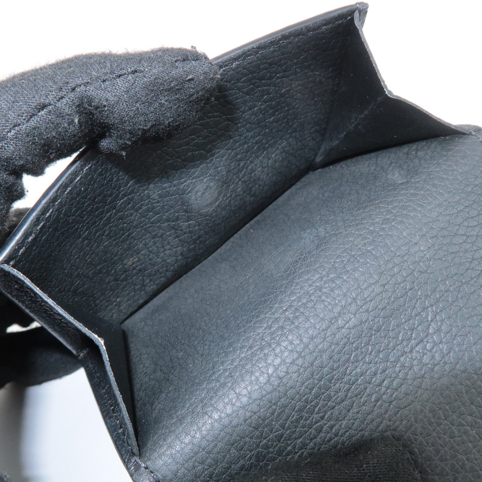 Louis Vuitton Lock Me Portefeuille Lock Mini Wallet Noir M63921 Used