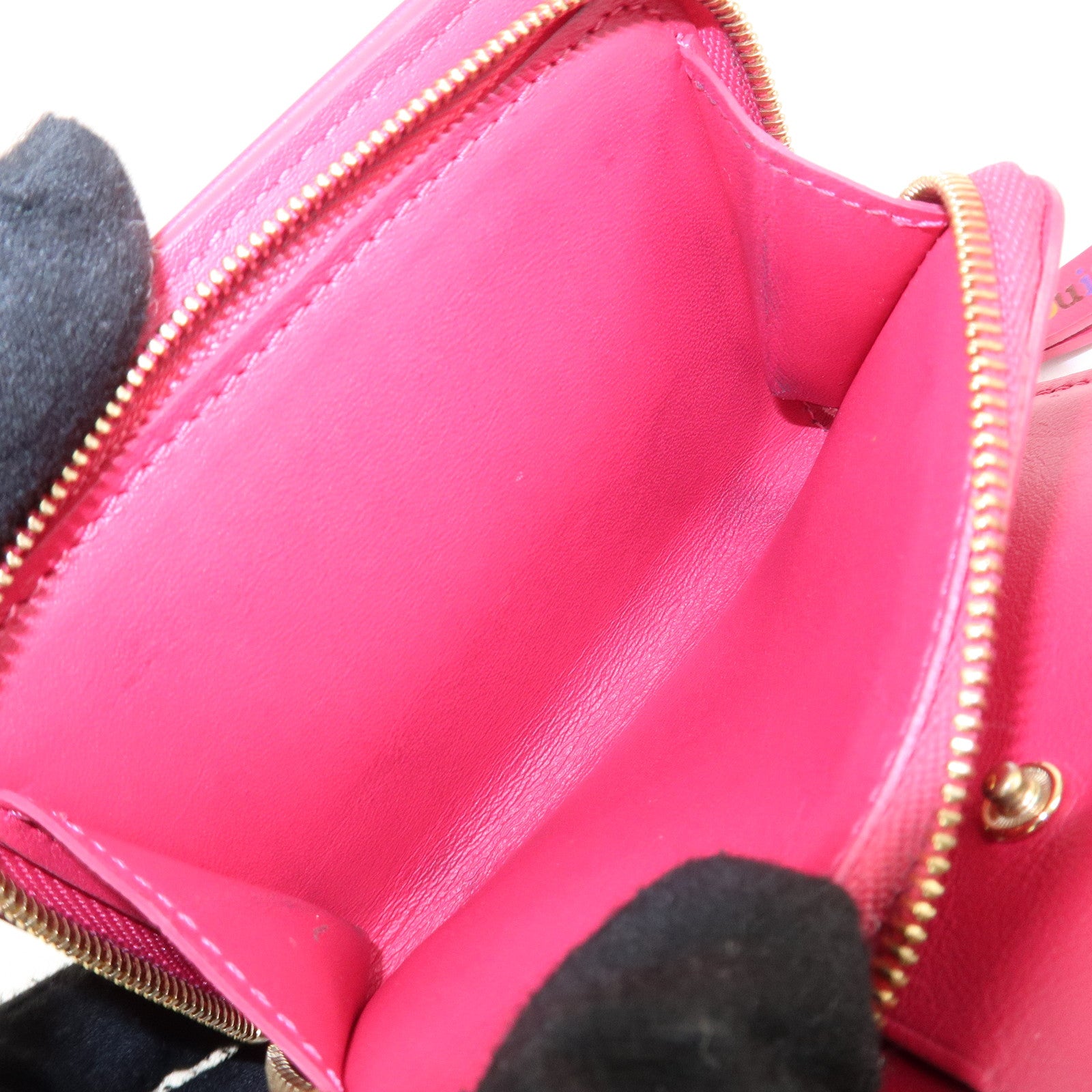 Louis Vuitton New Wave Leather Bi-Fold Compact Wallet Freesia Pink Used