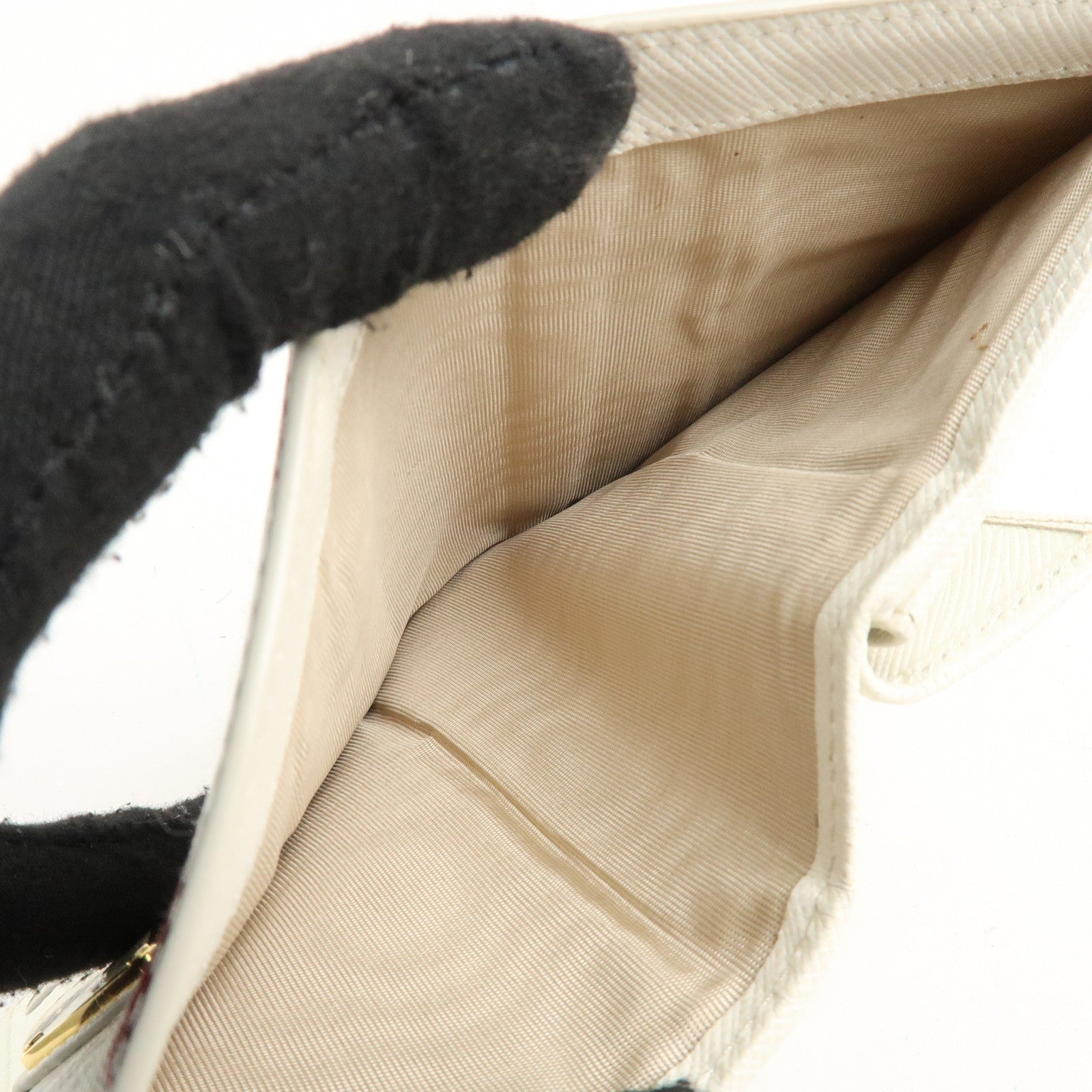 PRADA Logo Leather Lip Design Bi-Fold Wallet Ivory Used