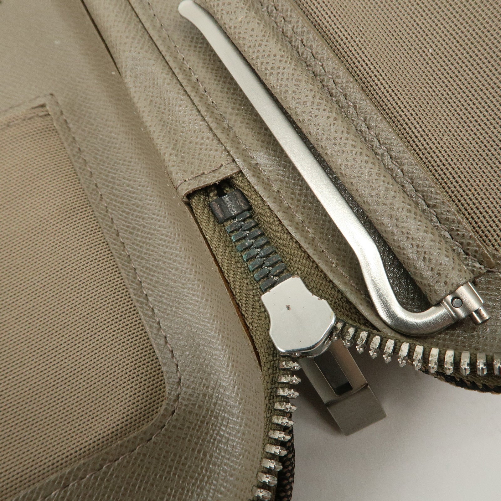 Louis Vuitton Damier Geant Mage Body Bag Terre M93500 Used