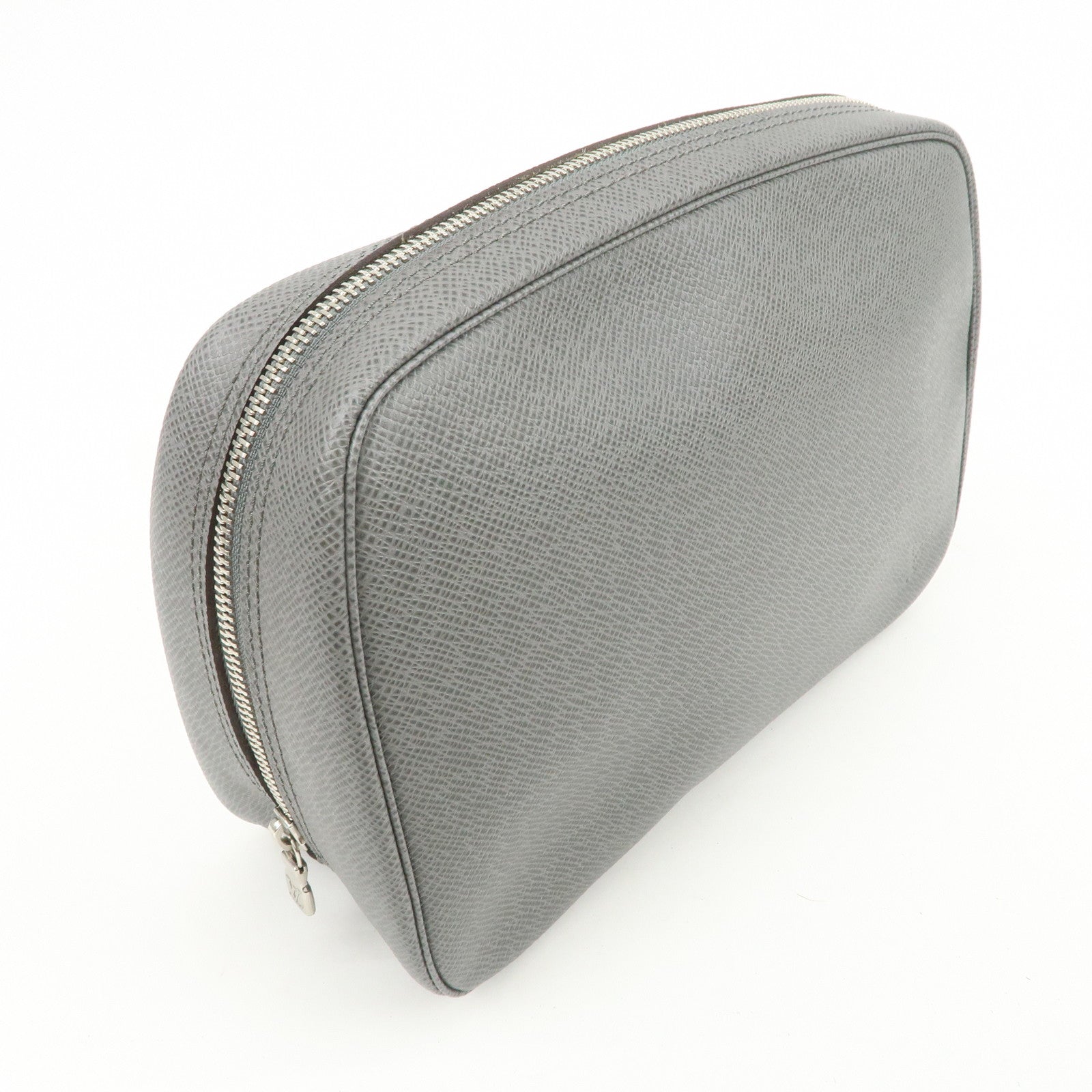 Louis Vuitton Taiga Trousse Toilette GM Pouch Glacier M32663