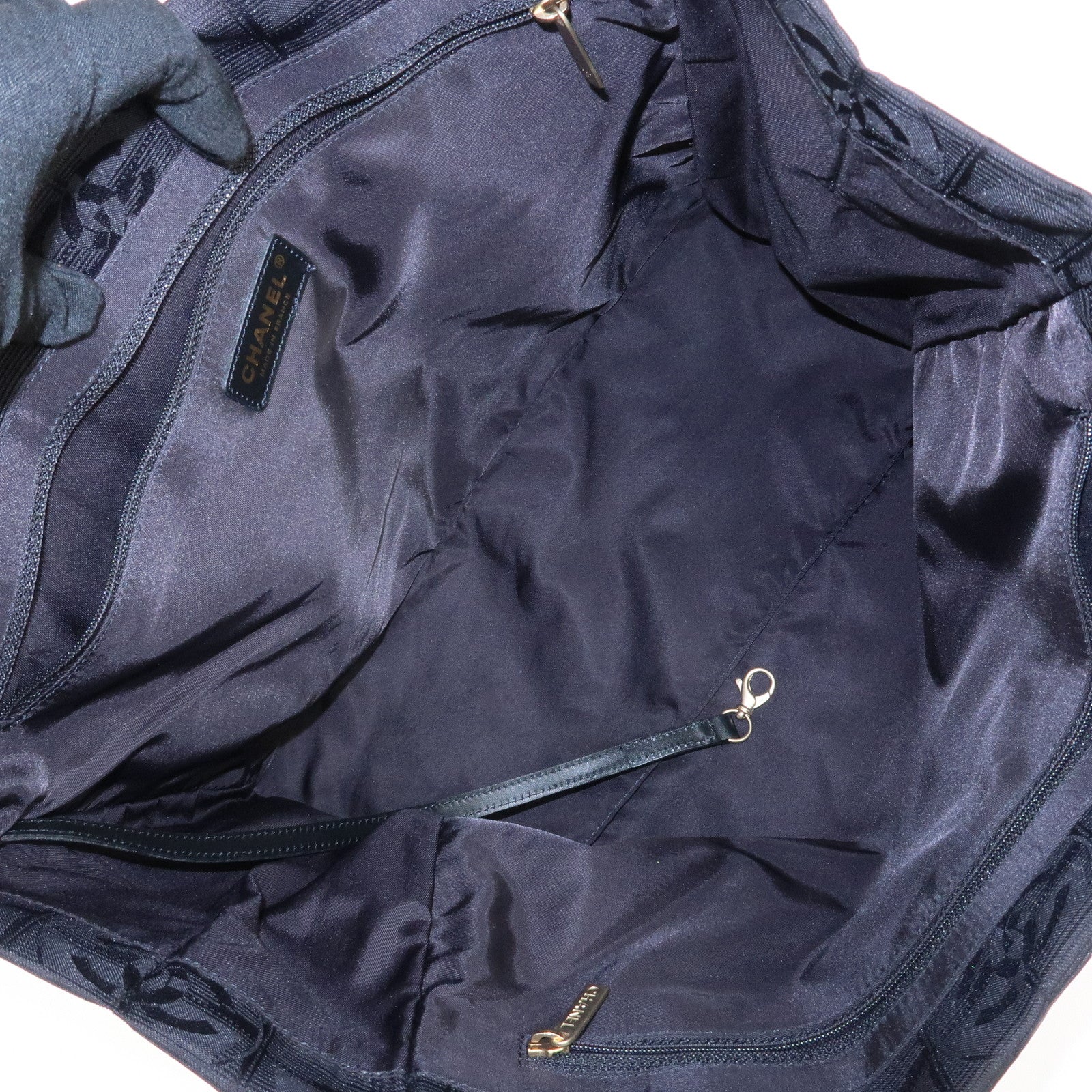 CHANEL New Travel Line Nylon Jacquard Leather Tote MM Black A15991 Used