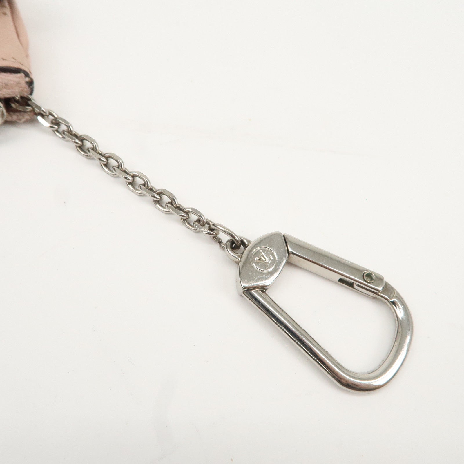 Louis Vuitton Monogram Mahina Pochette Cles Magnolia Pink M69508 Used
