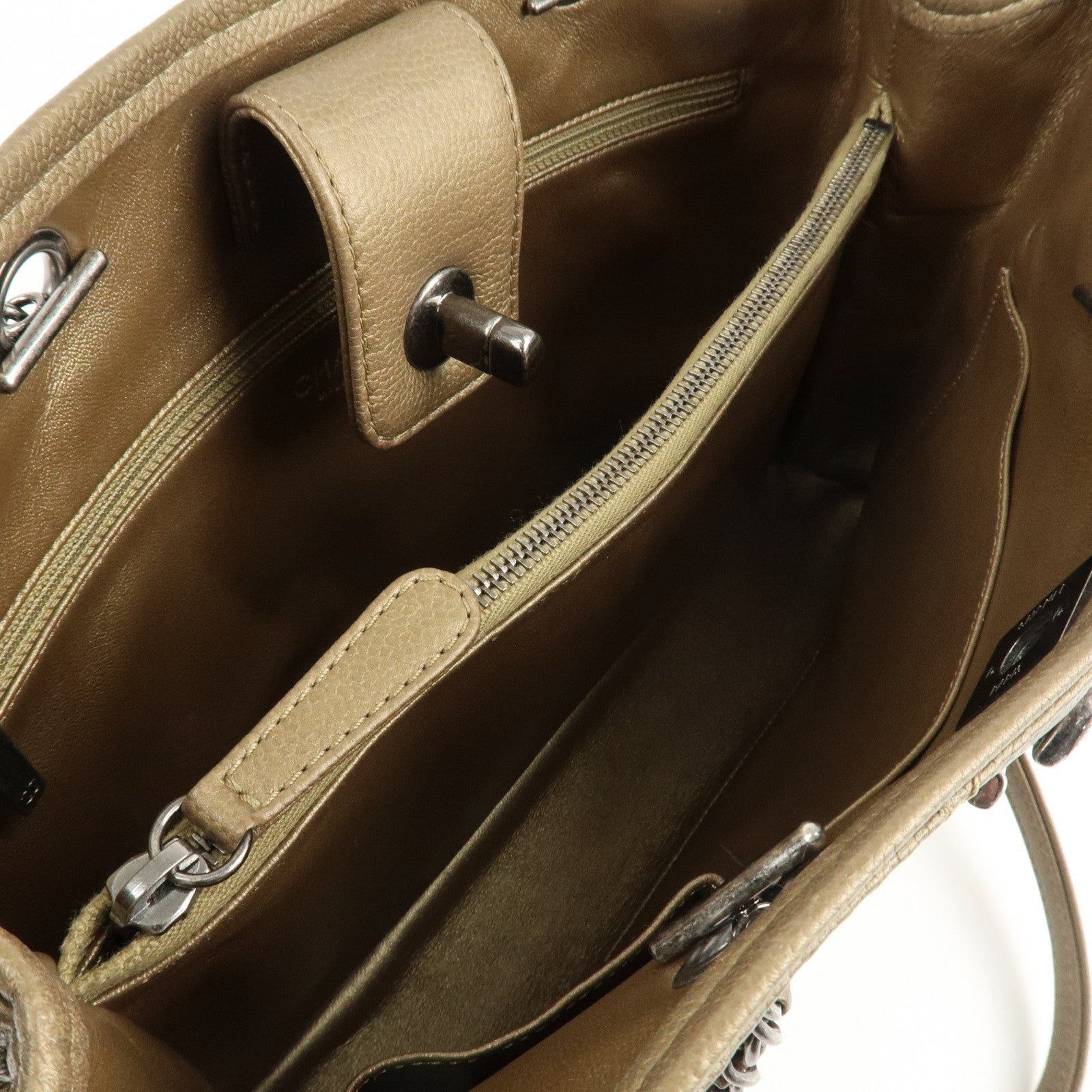 CHANEL Matelasse Caviar Skin COCO Mark Chain Tote Bag A90451 Used