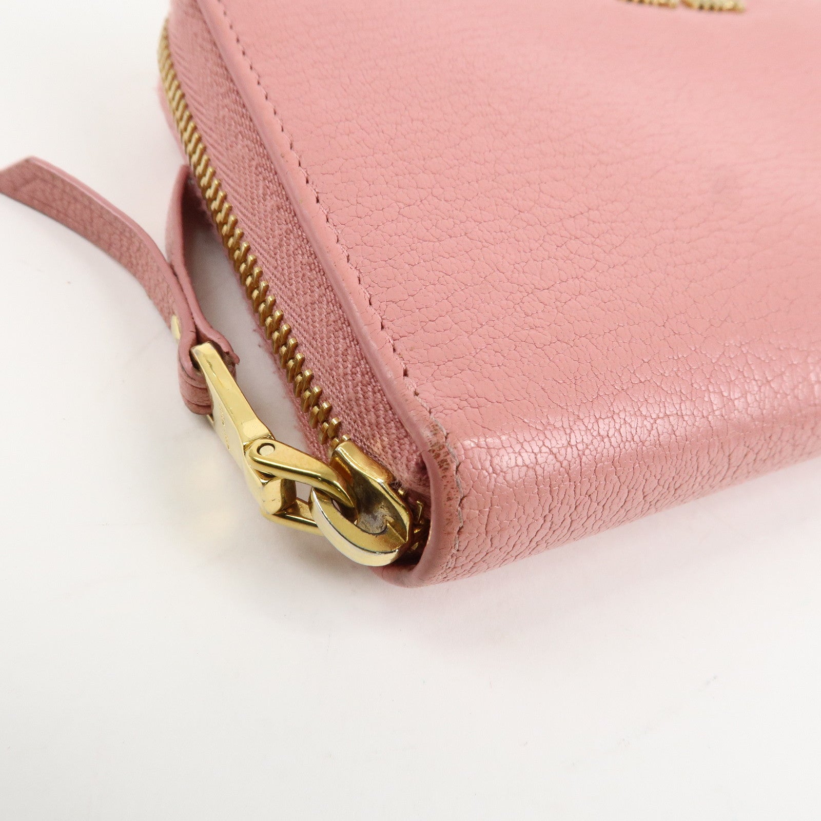 MIU MIU Leather Round Zippy Wallet Long Wallet Pink 5ML506 Used