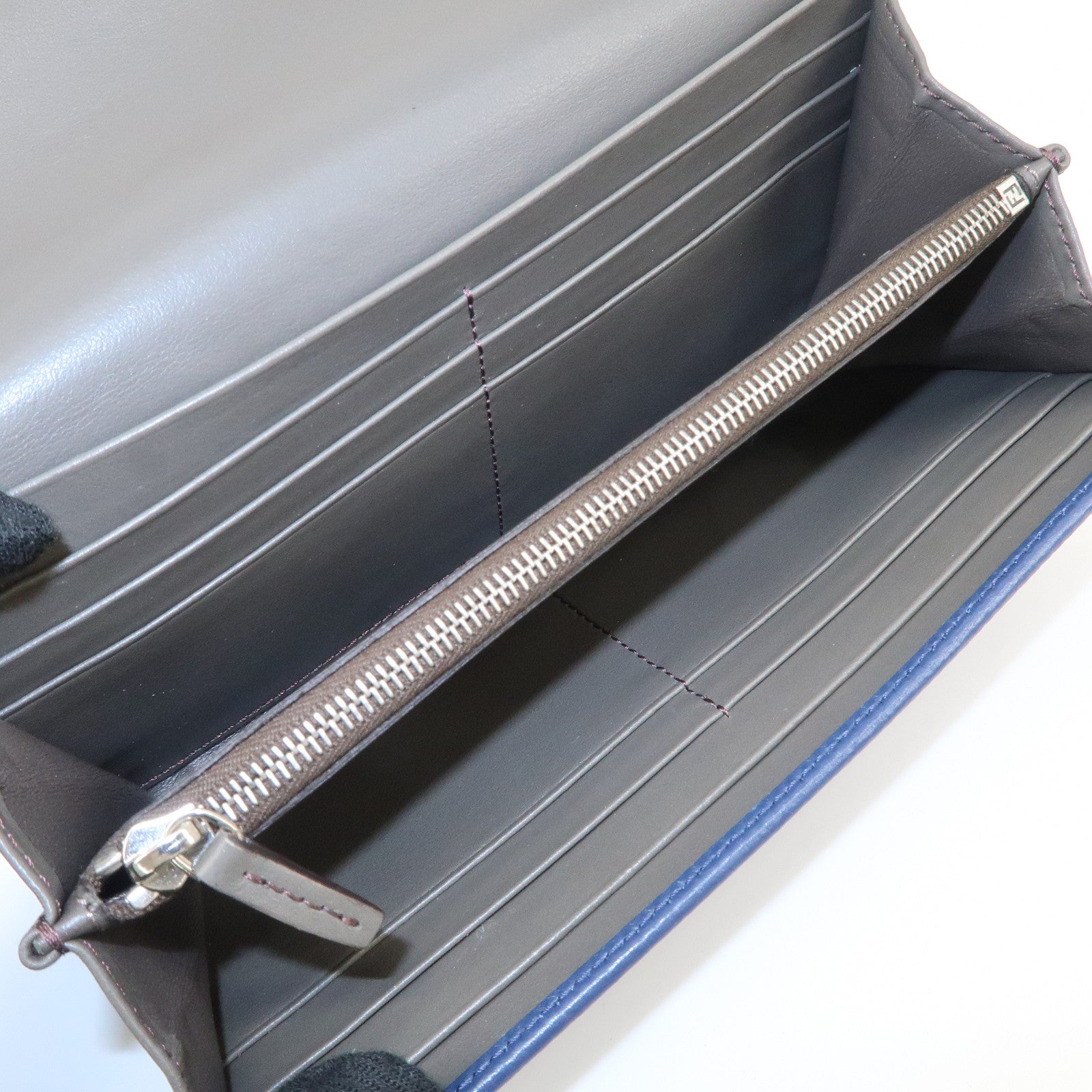 FENDI Peekaboo Leather Bi-fold Continental Wallet Long Wallet 8M0377 Used