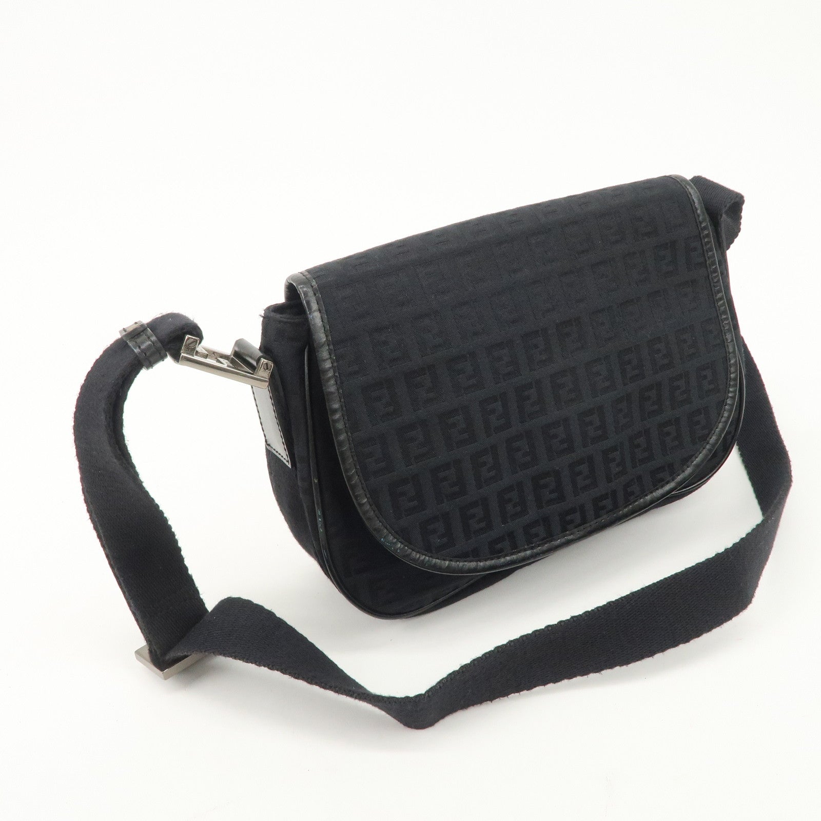 FENDI Zucchino Canvas Leather Shoulder Bag Black 8BR320