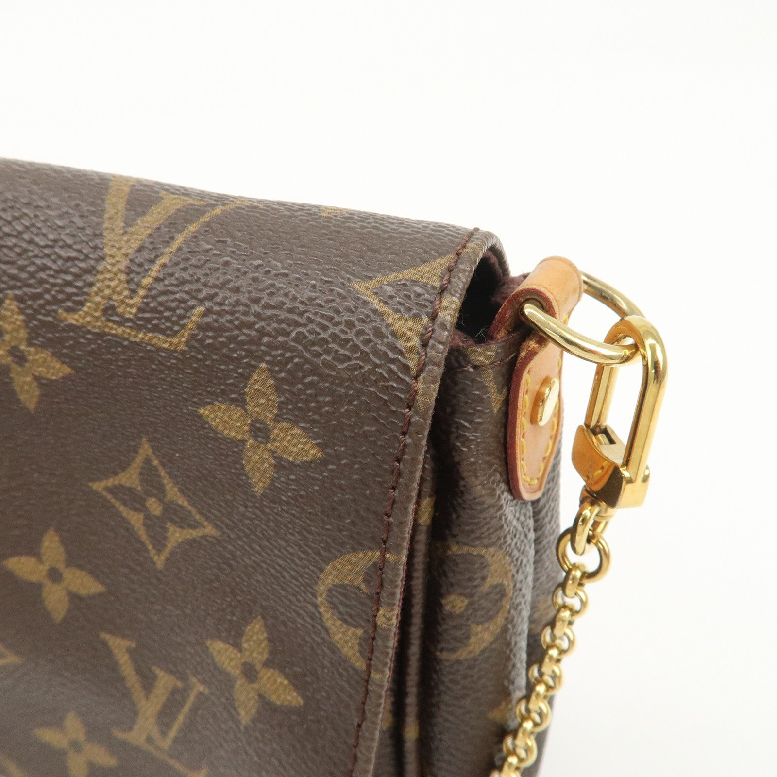 Louis Vuitton Monogram Favorite MM Shoulder Bag Brown M40718