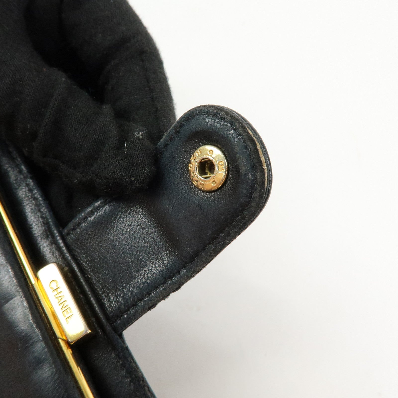 CHANEL COCO Mark Caviarskin Long Wallet Black