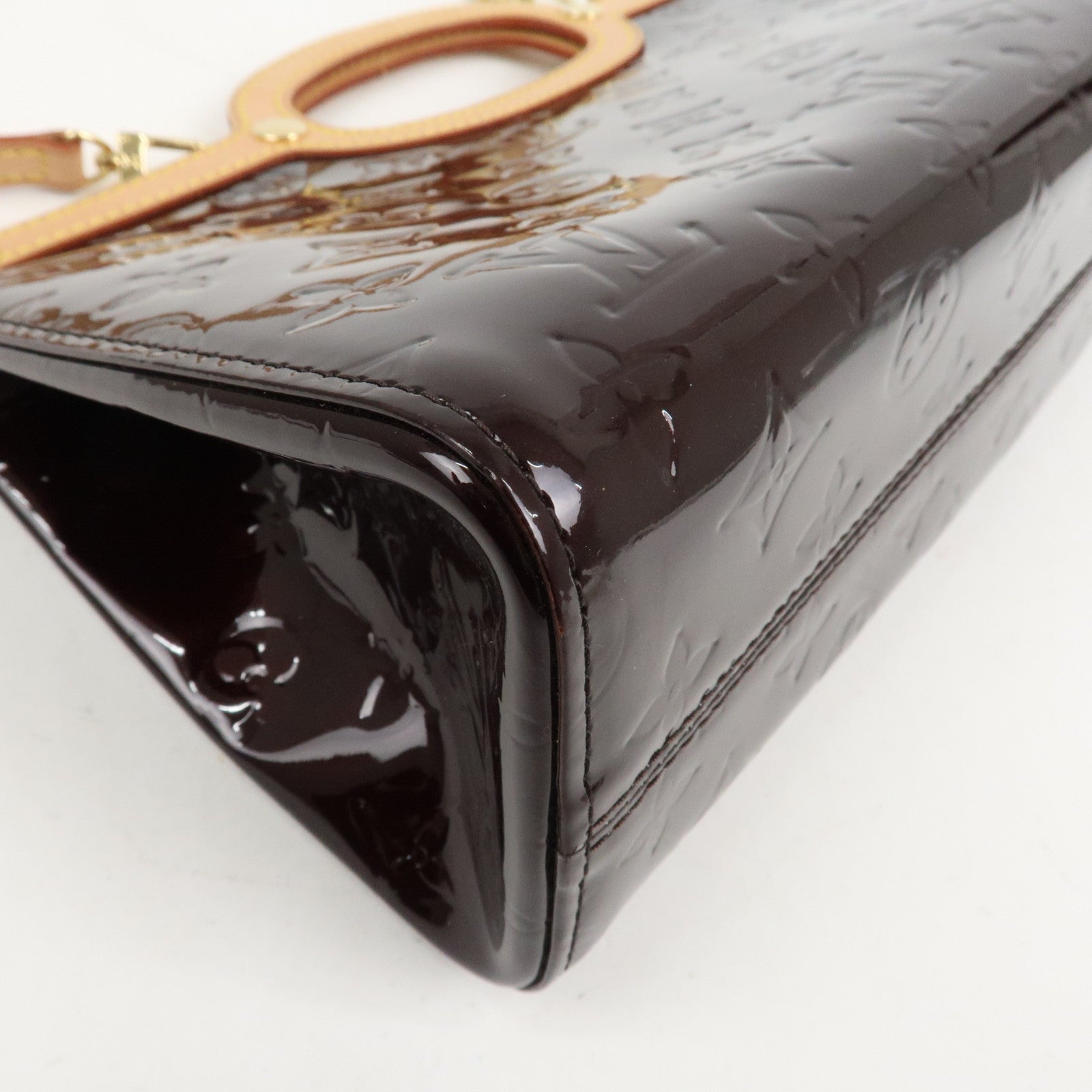 Louis Vuitton Monogram Vernis Roxbury Drive Bag Amarante M91995