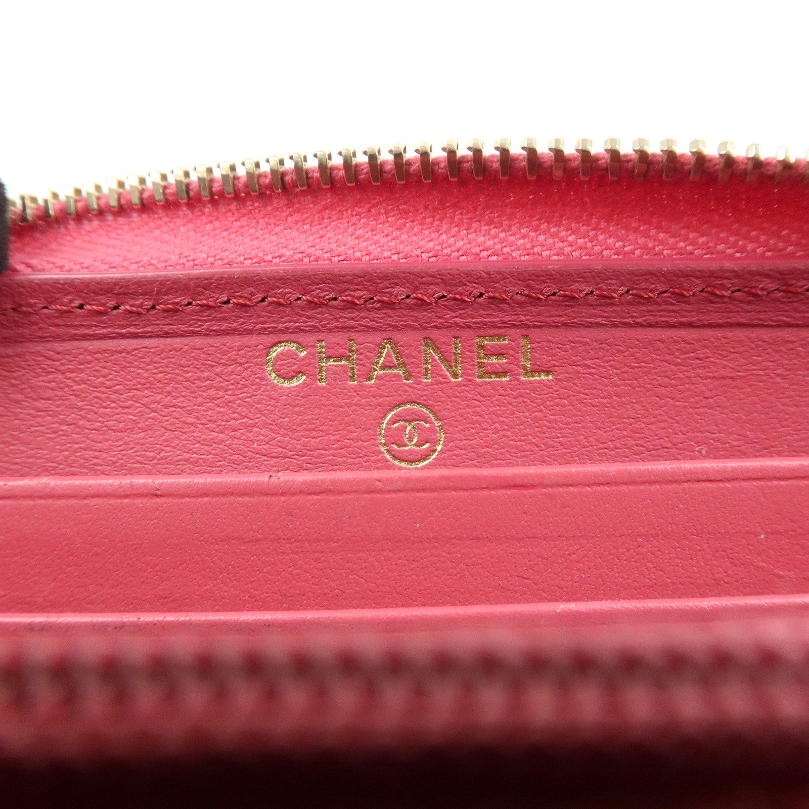 CHANEL COCO Mark Caviarskin Round Zippy Long Wallet Pink