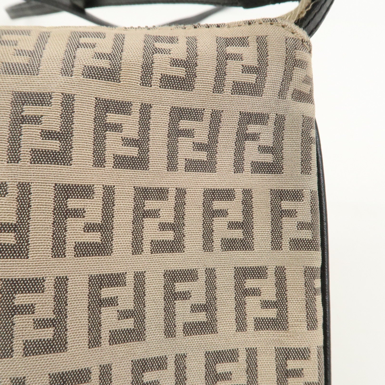 FENDI Zucchino Canvas Leather Shoulder Bag Crossbody Bag 8BT047