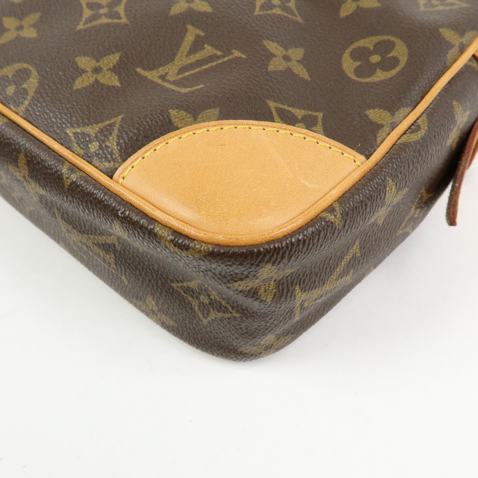 Louis Vuitton Monogram Compiegne 28 Pouch Clutch Bag Brown M51845
