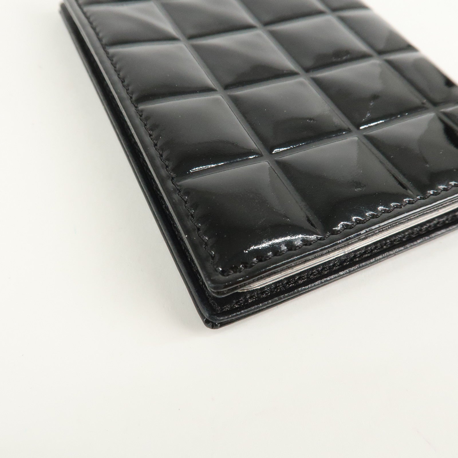 CHANEL Chocolate Bar Patent Leather Card Case Black Used