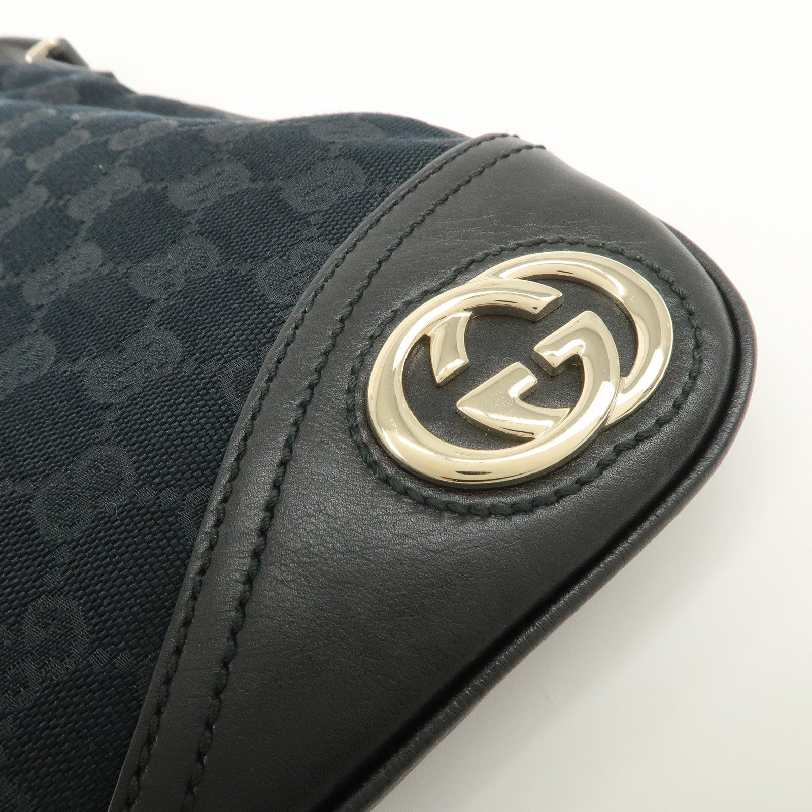 GUCCI Interlocking G GG Monogram Canvas Leather Shoulder Bag 169947