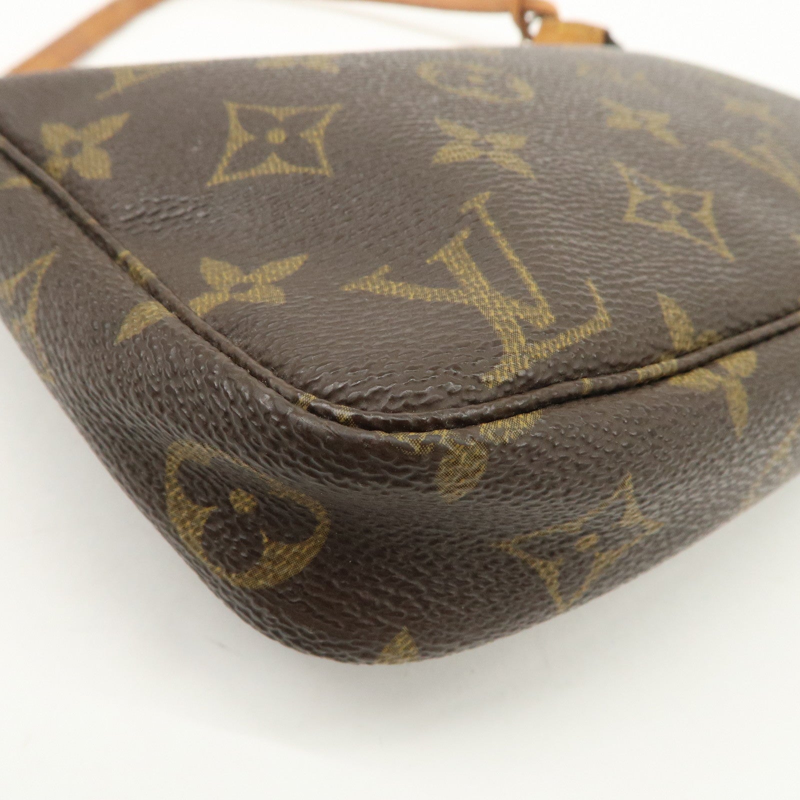 Louis Vuitton Monogram Pochette Accessoires Hand Bag Brown M51980