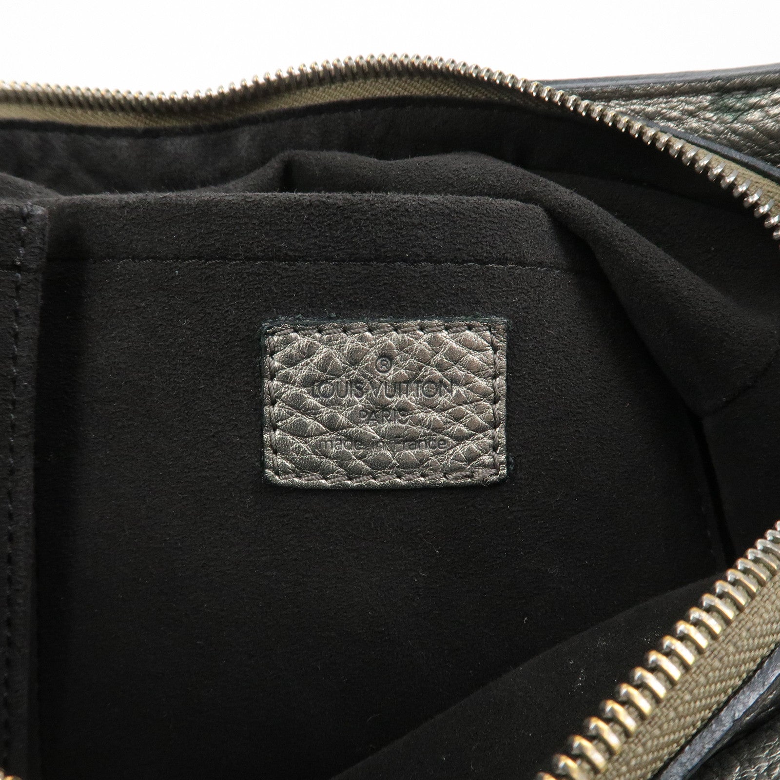 Louis Vuitton Monogram Mahina XS Shoulder Bag Argent M95718