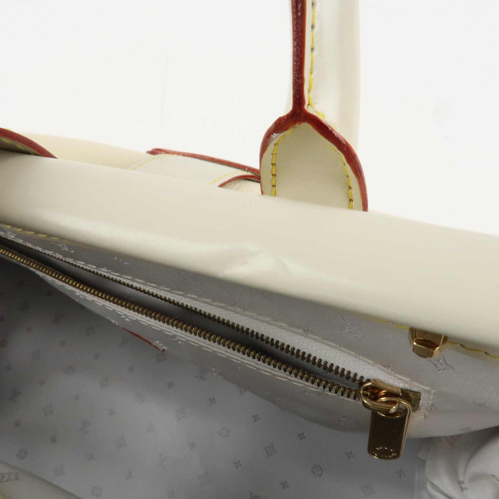 Louis Vuitton Suhari Leather PM Blanc Ivory Gold Hardware M91811 Used