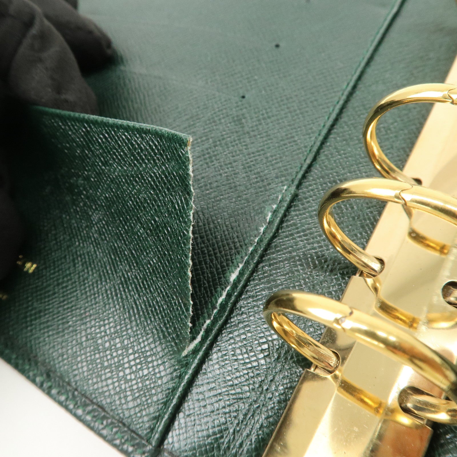 Louis Vuitton Taiga Agenda MM Planner Cover Epicea R20431 Used