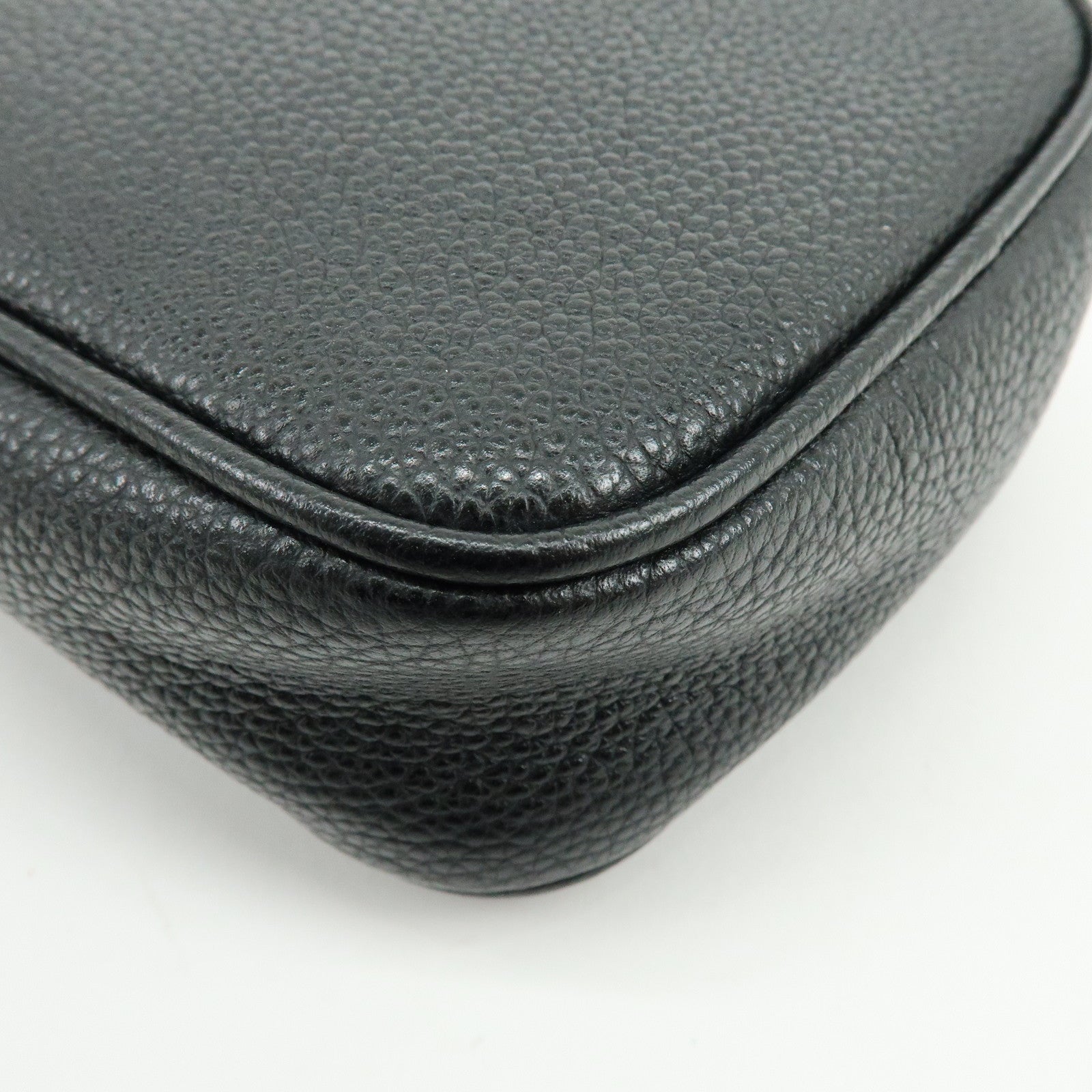 GUCCI Sherry Calf Leather Vintage Logo Shoulder Bag Black 574803