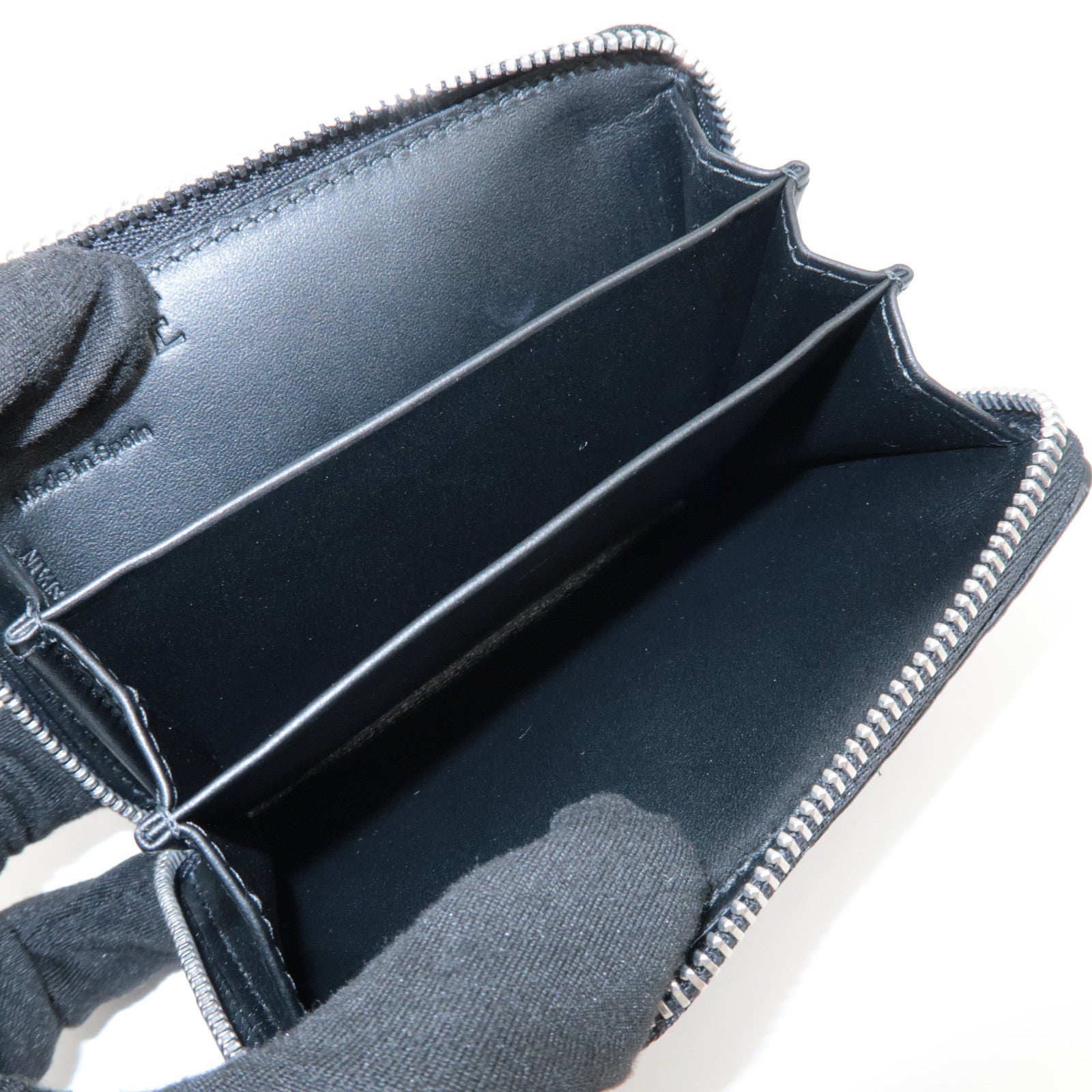 LOEWE Anagram Soft Grain Calf Coin Card Card Case Silver HDW Black Used