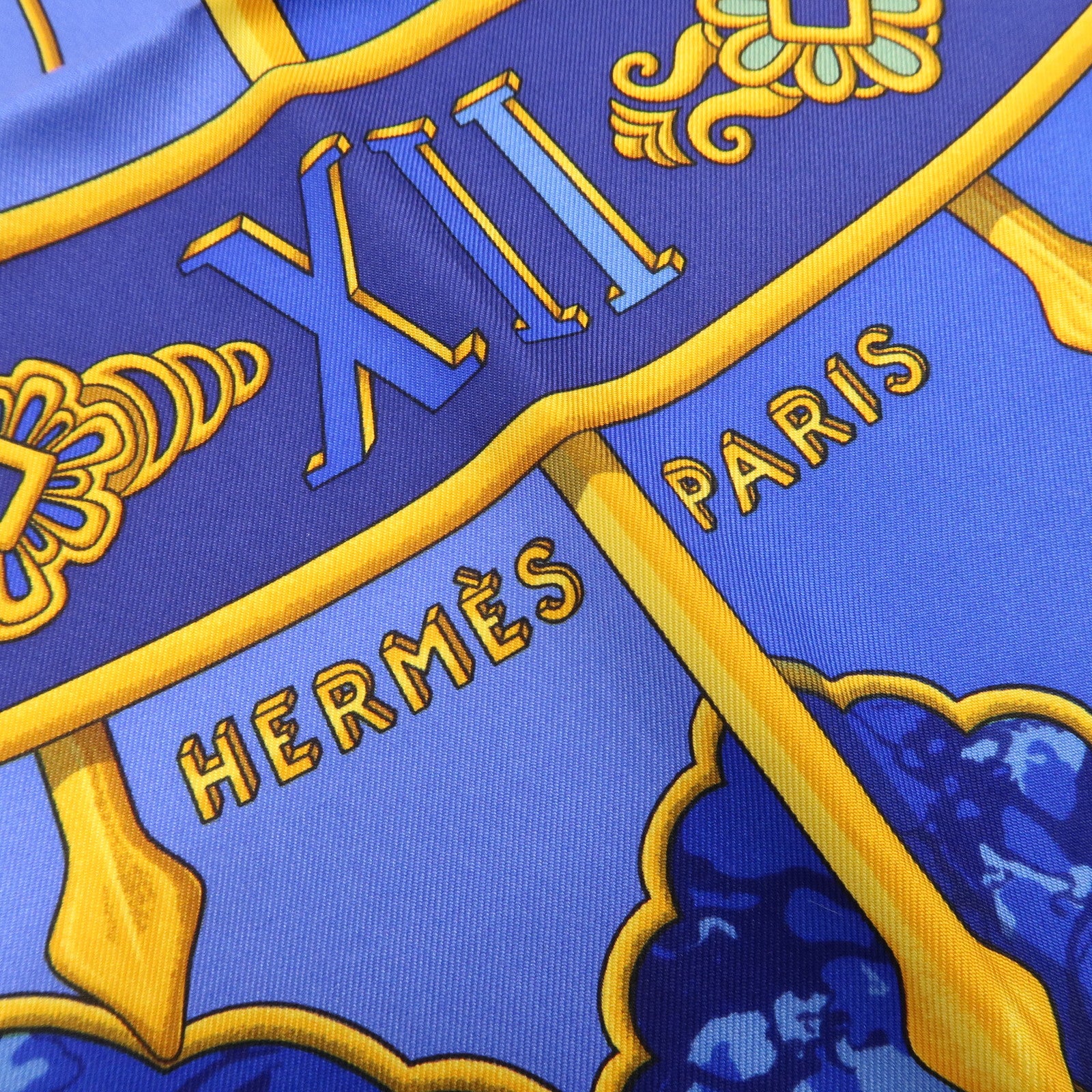HERMES Carre 90 Silk 100% Scarf CARPE DIEM Blue Yellow