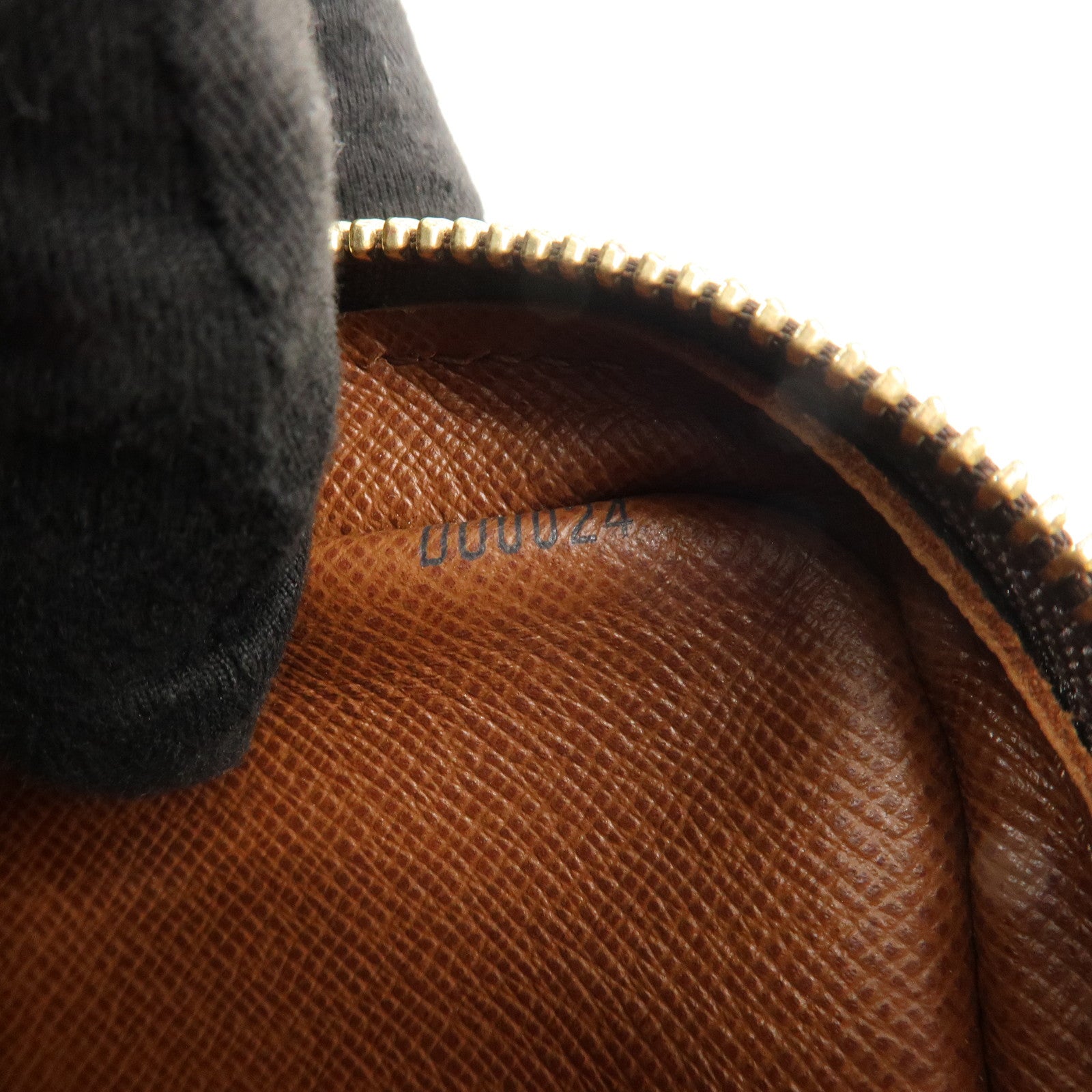 Louis Vuitton Monogram Pochette Marly Bandouliere Bag Brown M51828 Used