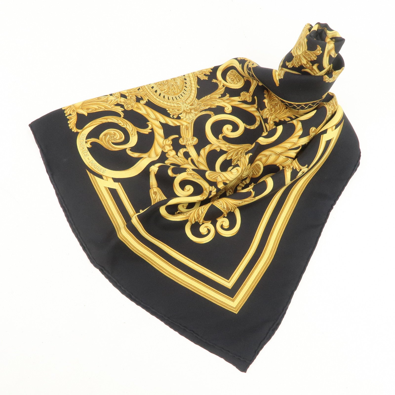 HERMES Carre 90 Silk 100% LES TUILERIES Scarf Black Gold