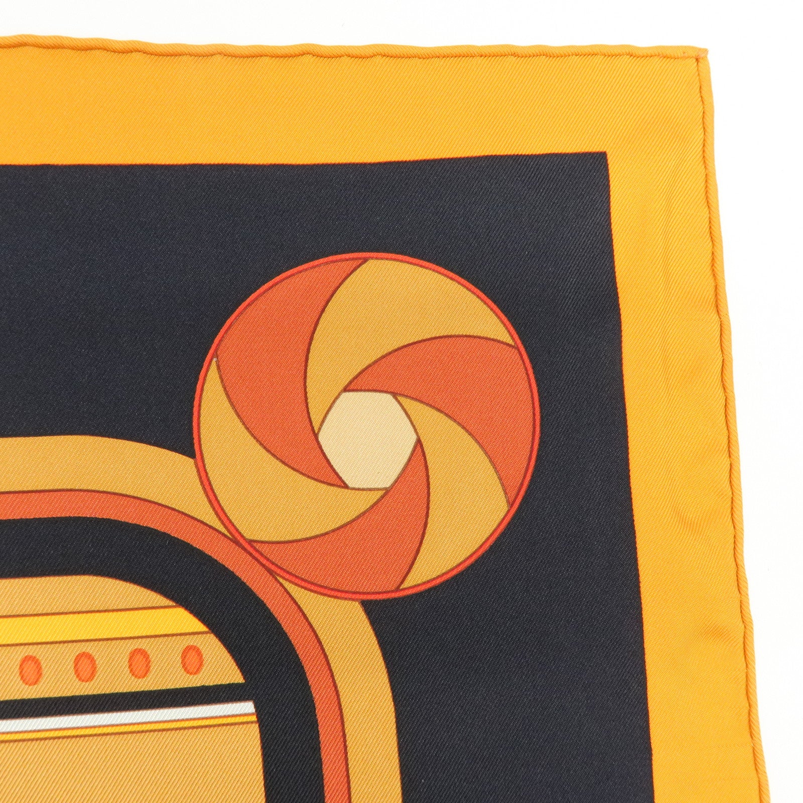 HERMES Carre 90 Silk 100% Scarf SEQUENCES Horse Print Orange Black