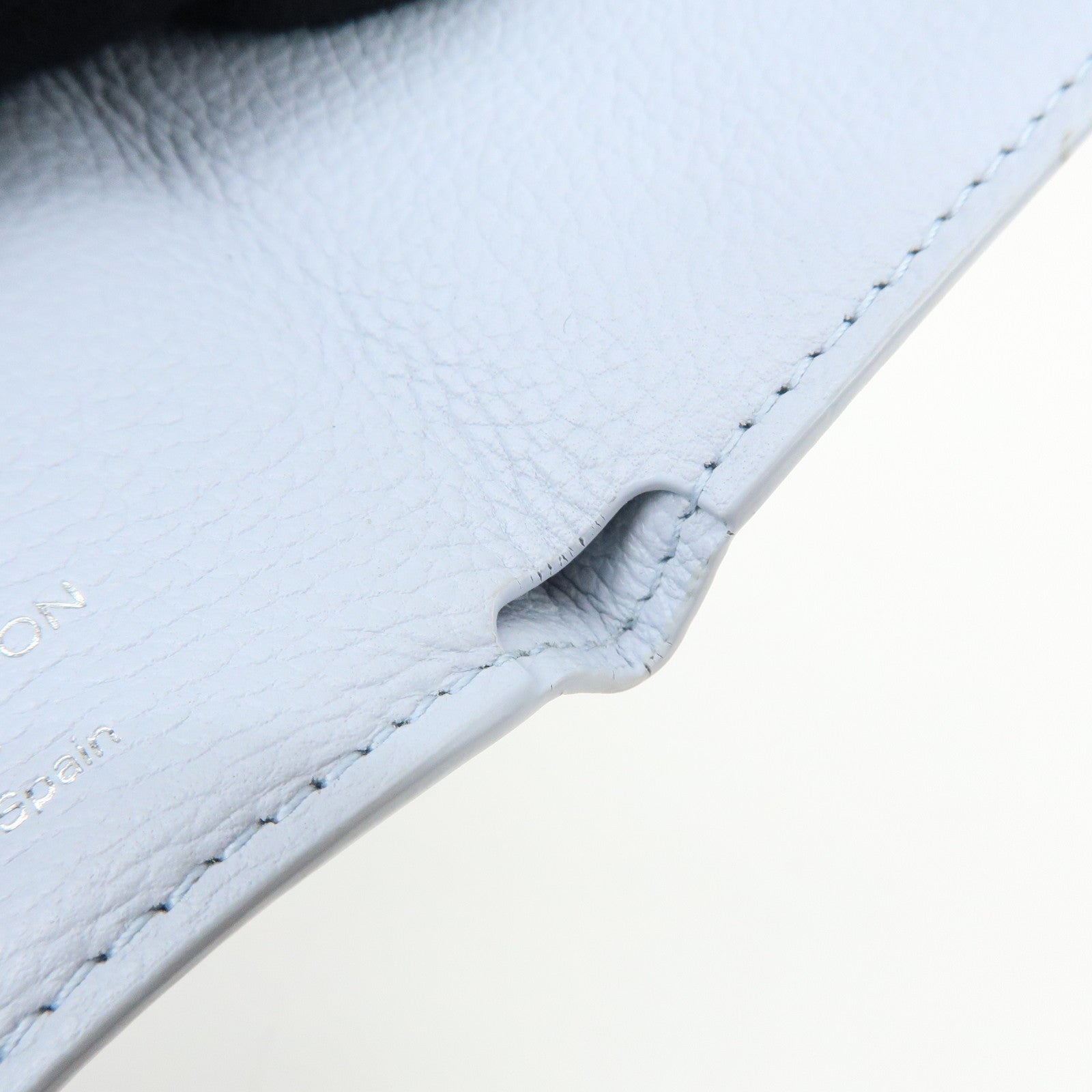 Louis Vuitton Portefeuille Lockmini Taurillon Leather Wallet M83650