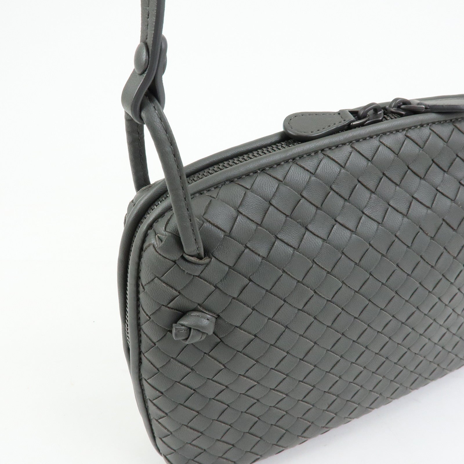 BOTTEGA VENETA Nodini Intrecciato Leather Shoulder Bag Gray 245354
