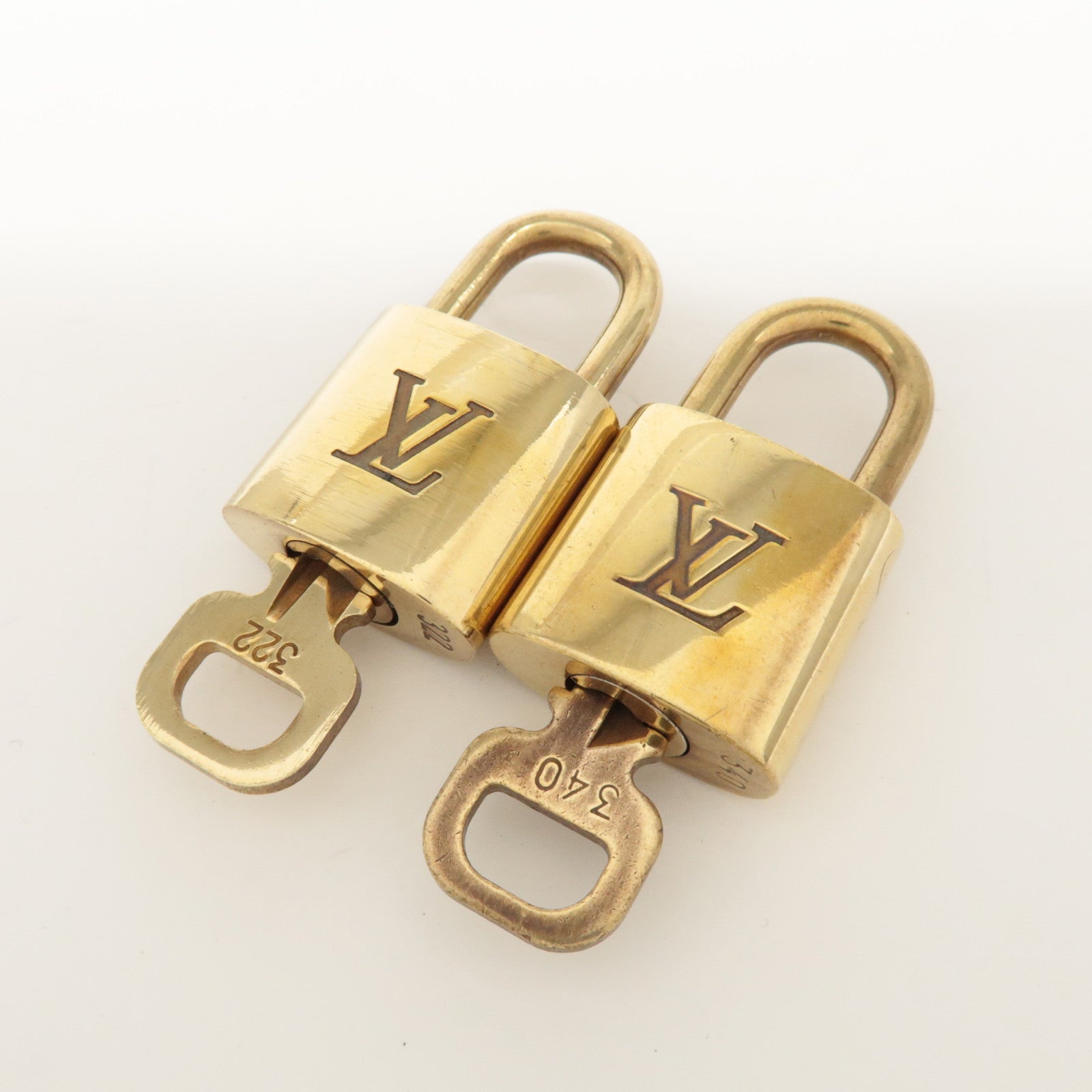Louis Vuitton Set of 10 Lock & Key Cadena Key Lock Metal Gold Used