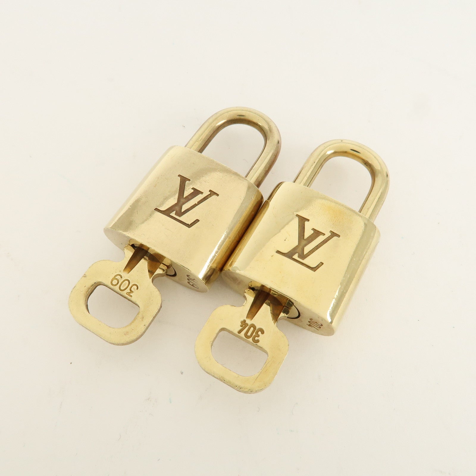 Louis Vuitton Set of 10 Lock & Key Cadena Key Lock Metal Gold Used