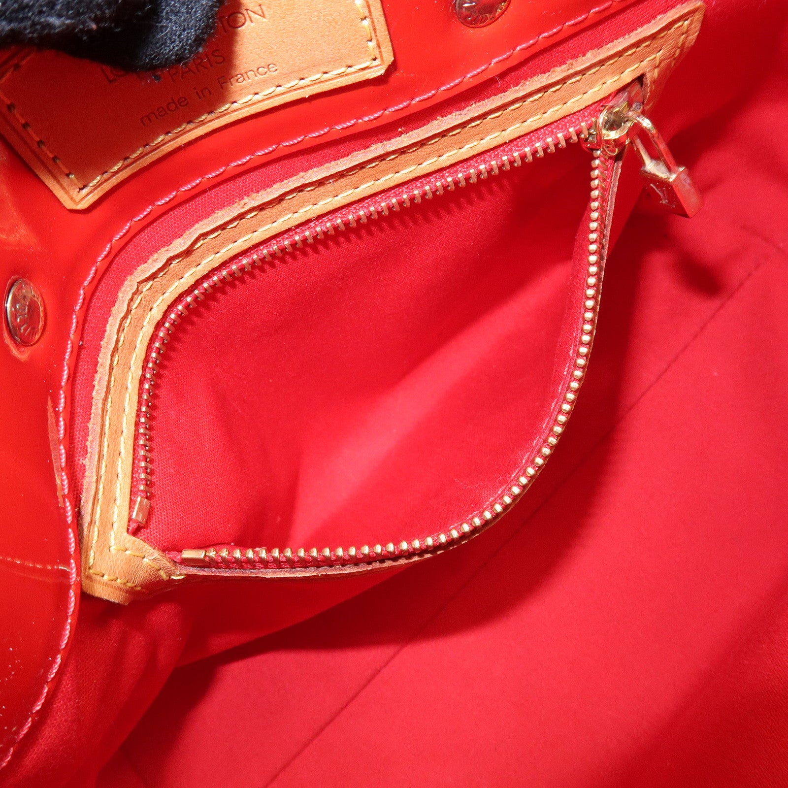 Louis Vuitton Monogram Vernis Lead PM Hand Bag Pomme d'Amour M91990