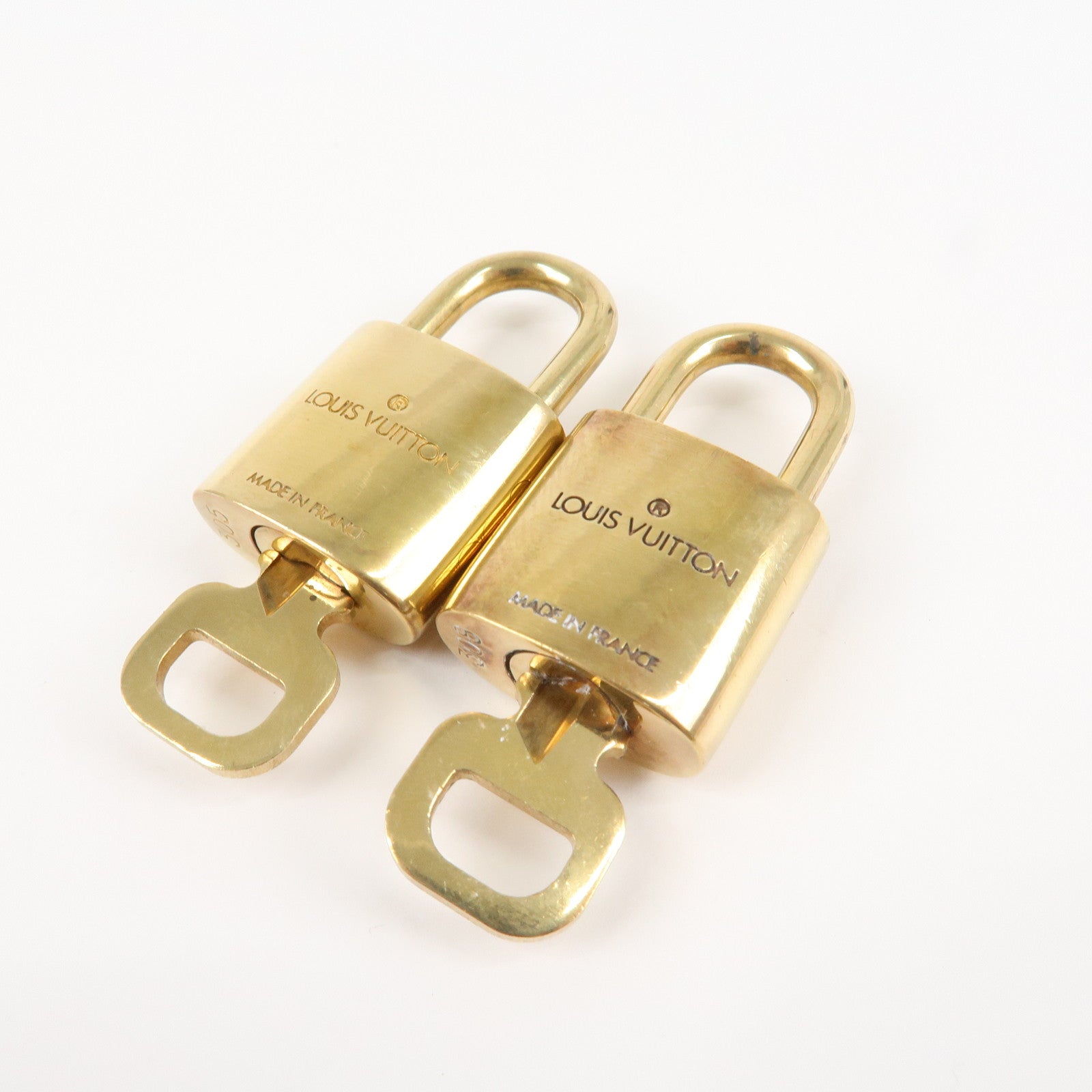 Louis Vuitton Set of 10 Lock & Key Cadena Key Lock Used