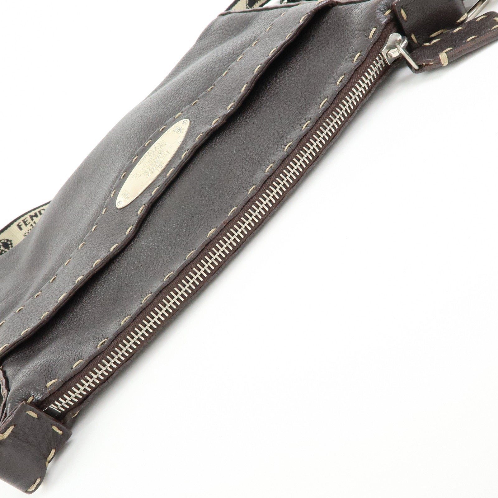 FENDI Selleria Leather Shoulder Bag Crossbody Bag Brown 8BT092