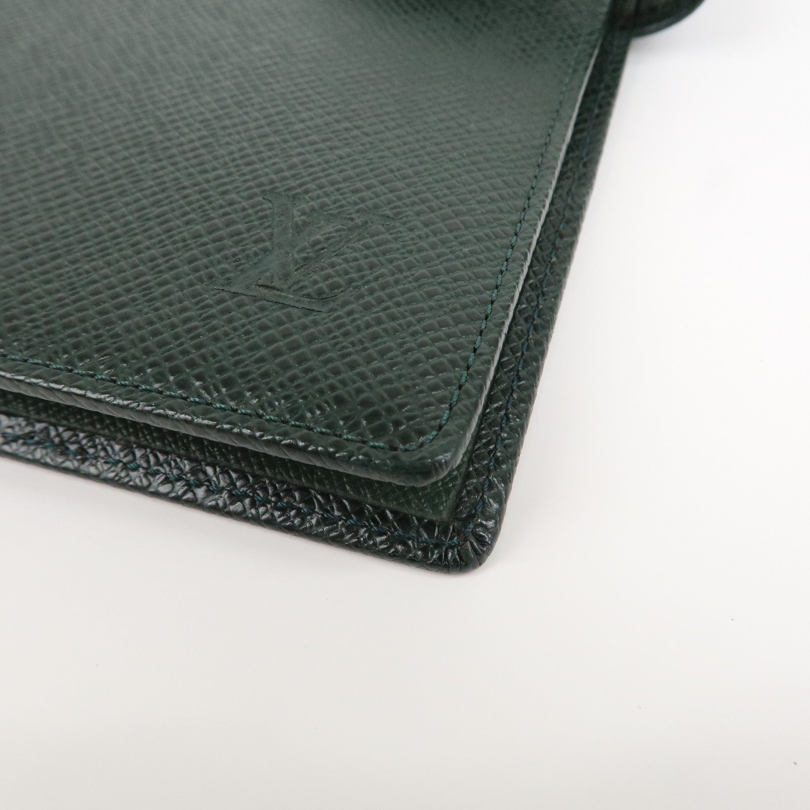 Louis Vuitton Taiga Leather Agenda GM Planner Cover Epicea R20404 Used