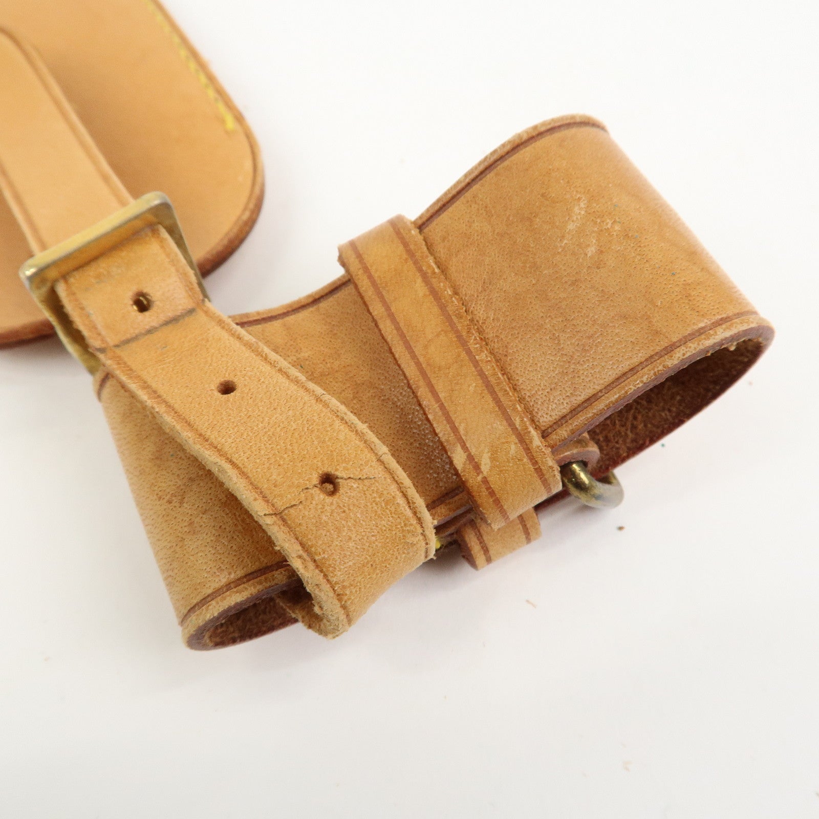 Louis Vuitton Set Of 20 Leather Name Tag & Poignet