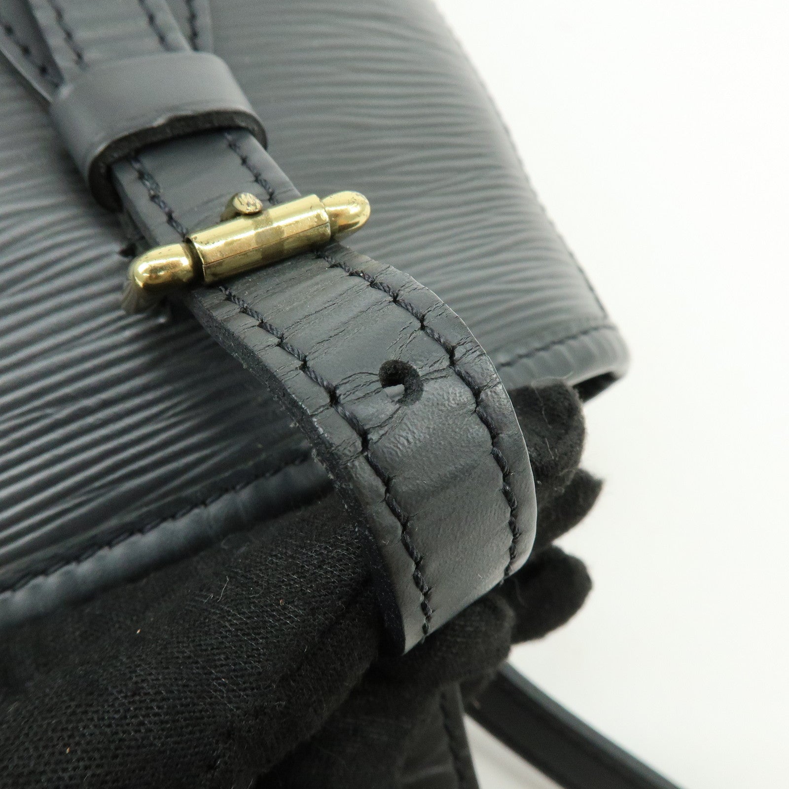 Louis Vuitton Epi Petit Bucket PM Shoulder Bag Noir M58992