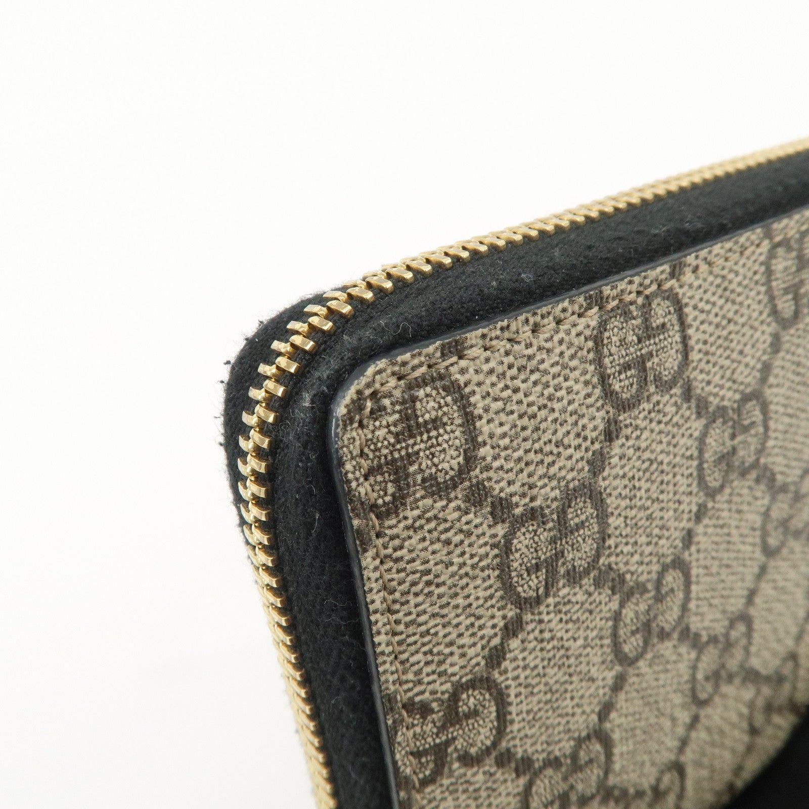 GUCCI GG Supreme Leather Round Zippy Wallet Black Beige 410102 Used