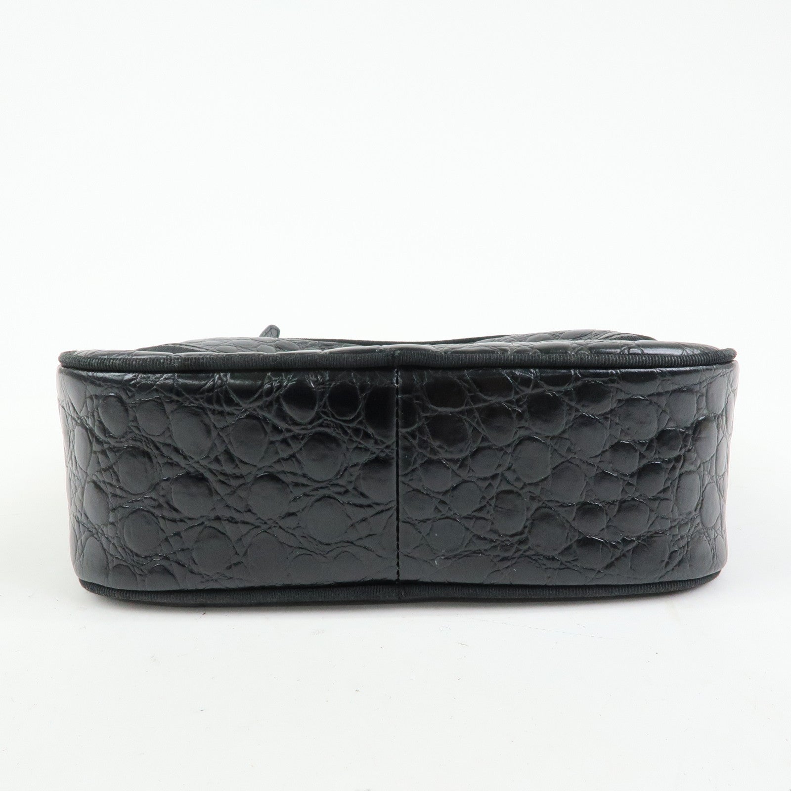 Ferragamo Vara Embossed Leather Shoulder Bag Crossbody Bag Black